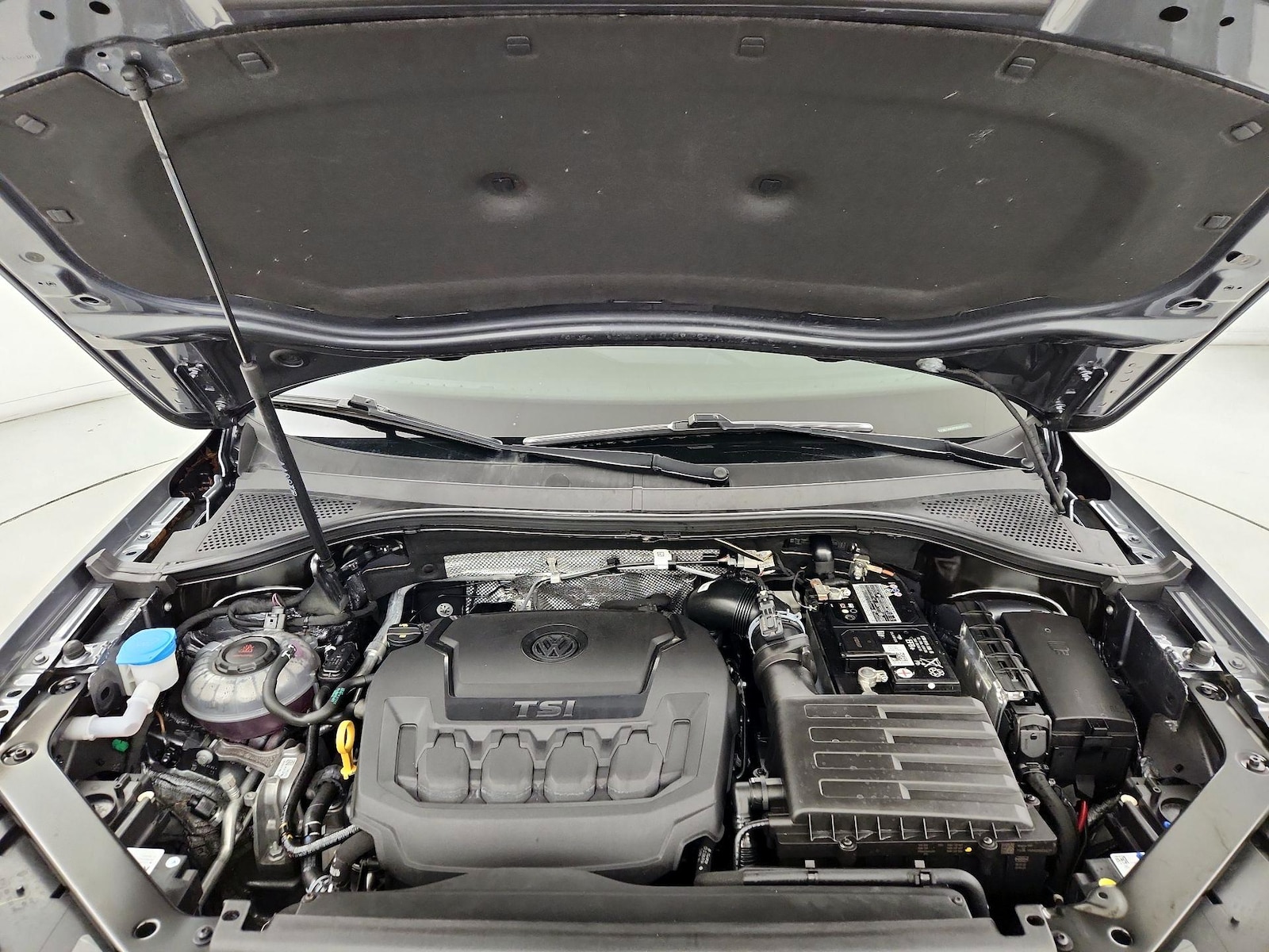2023 Volkswagen Tiguan SE - Photo 24