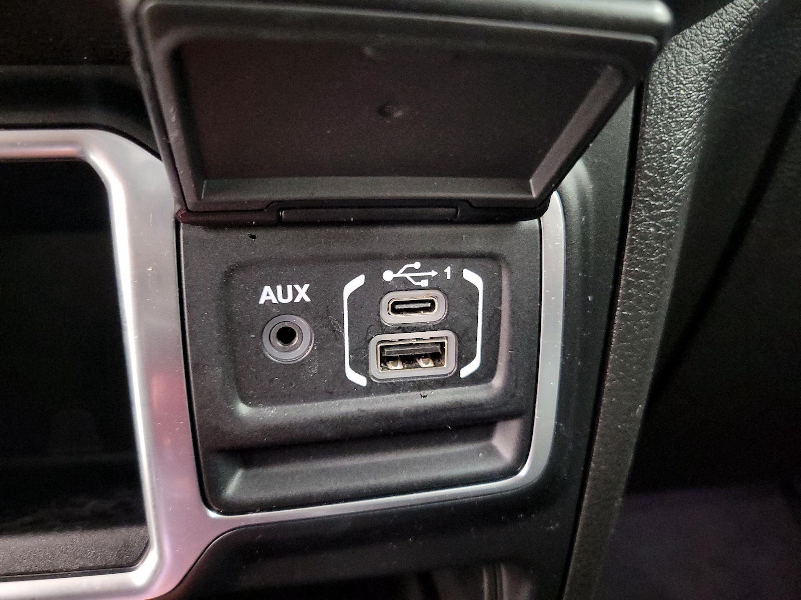 2024 Jeep Wrangler 4-Door Sport - Photo 19