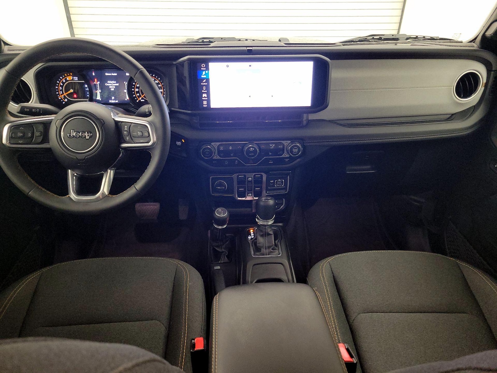 2025 Jeep Wrangler 4-Door Sahara - Photo 10