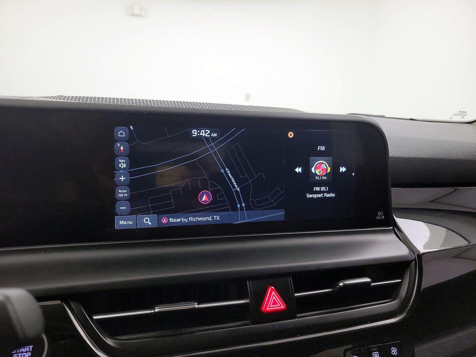 2025 Kia Seltos S - Photo 15