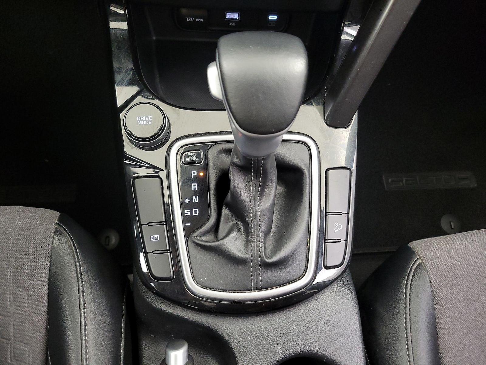 2025 Kia Seltos S - Photo 19