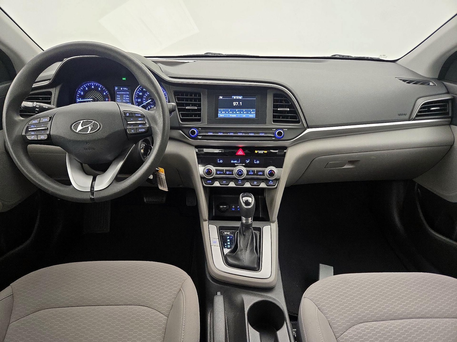 2020 Hyundai Elantra SE - Photo 10