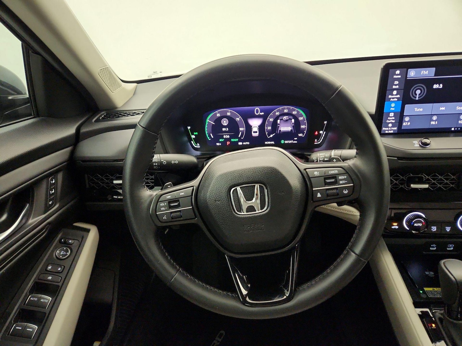 2025 Honda Accord Hybrid EX-L - Photo 11
