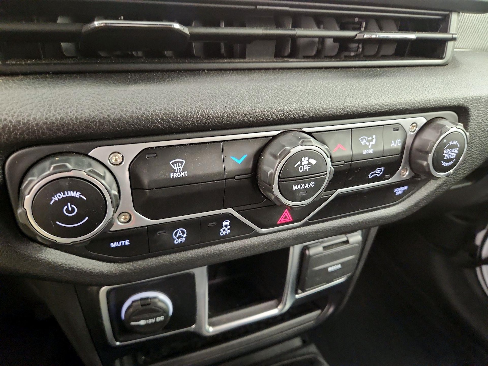 2024 Jeep Wrangler 2-Door Sport - Photo 17