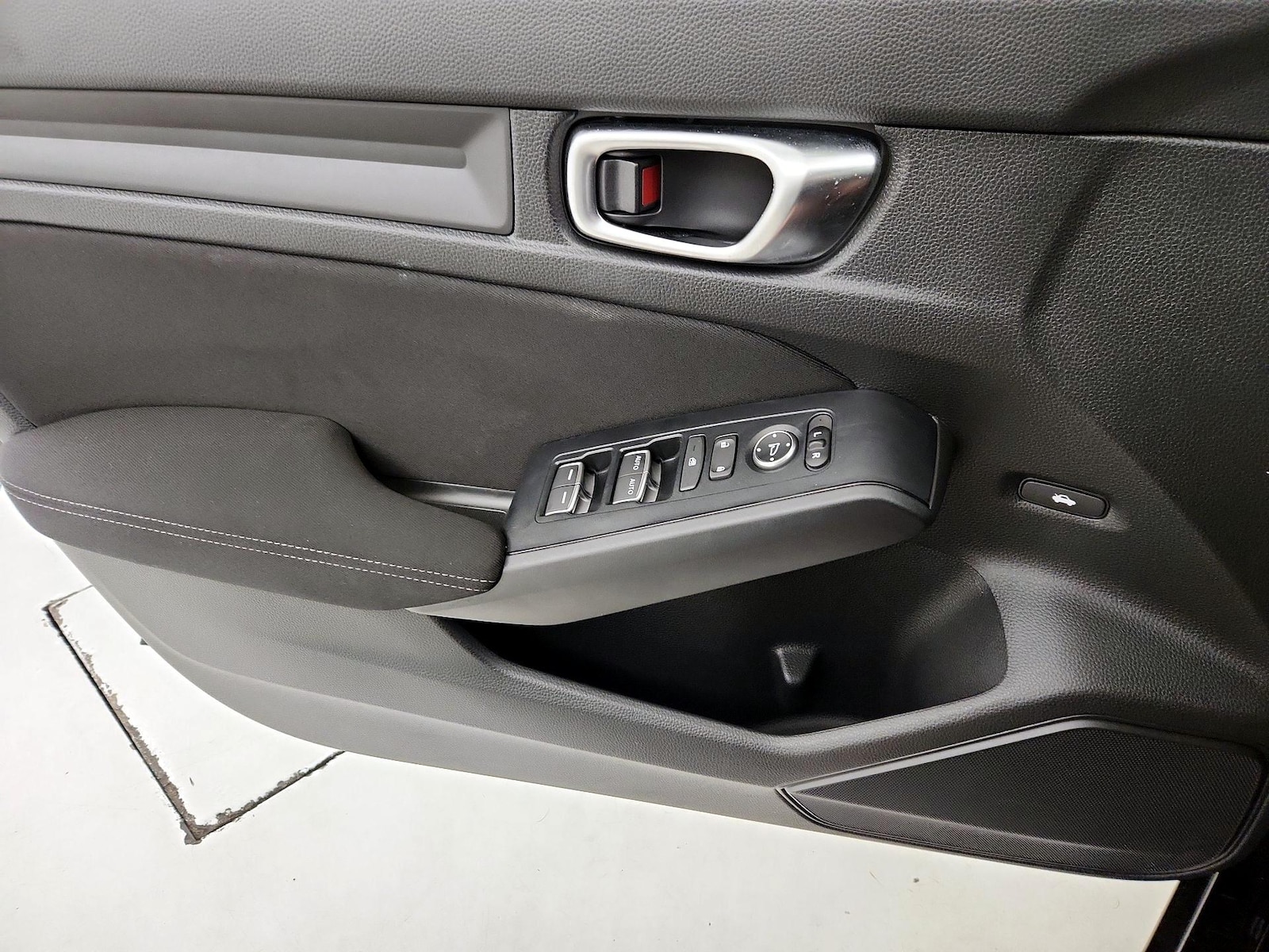 2024 Honda Civic Sport - Photo 13