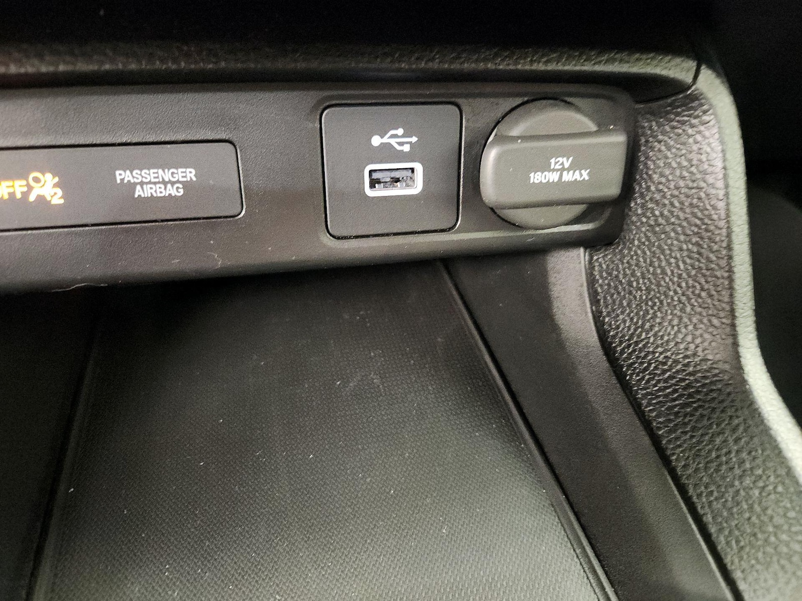 2024 Honda Civic Sport - Photo 19
