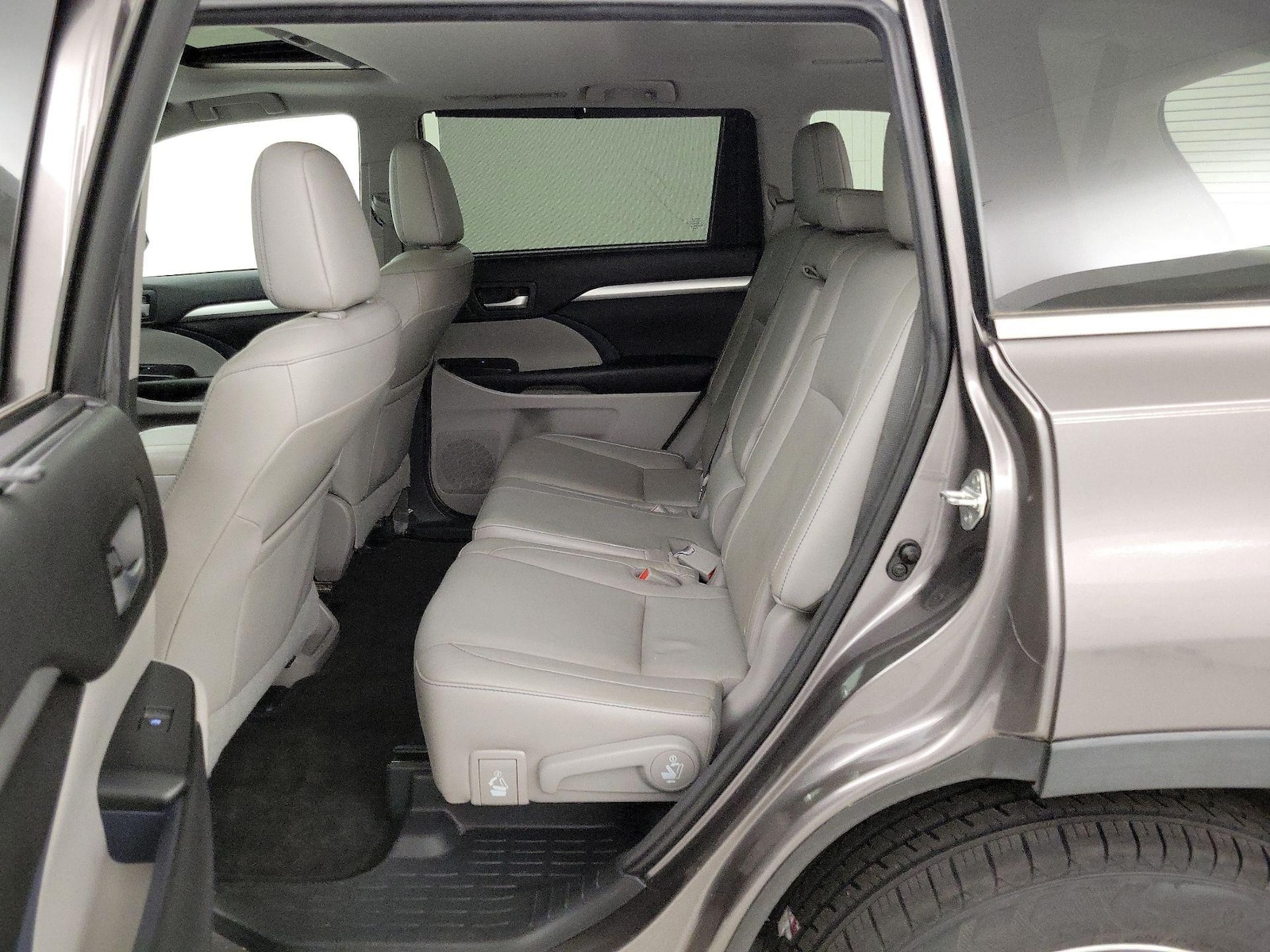 Rear Air Conditioning