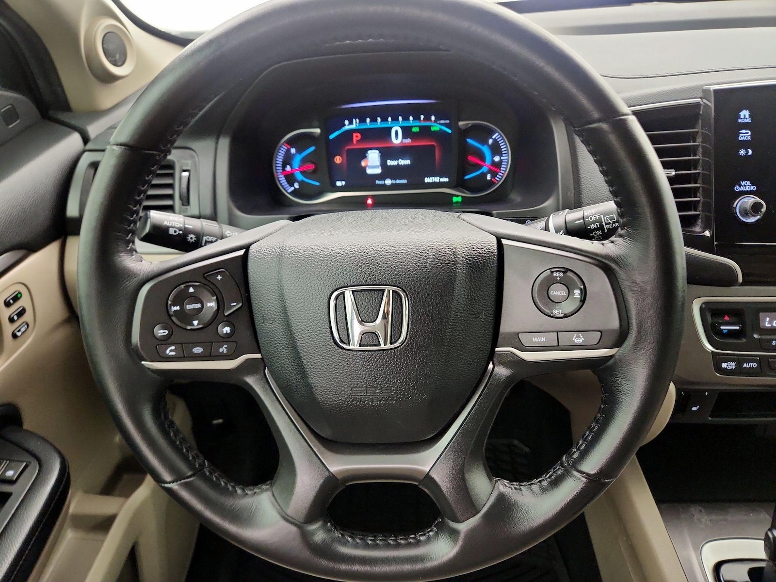 2020 Honda Pilot EX-L - Photo 11