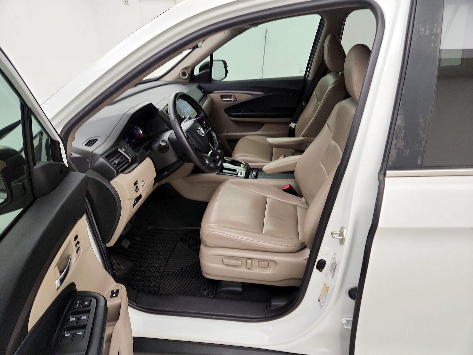 2020 Honda Pilot EX-L - Photo 12