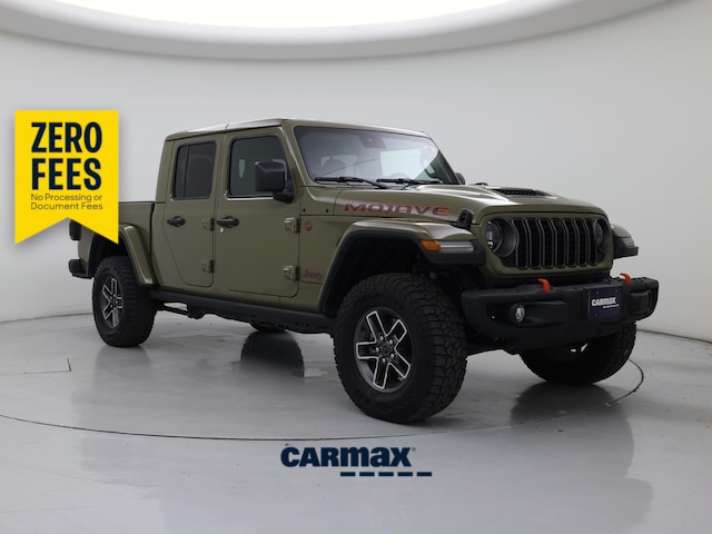 Green 2025 Jeep Gladiator Pickup Truck Four-Wheel Drive Automatic