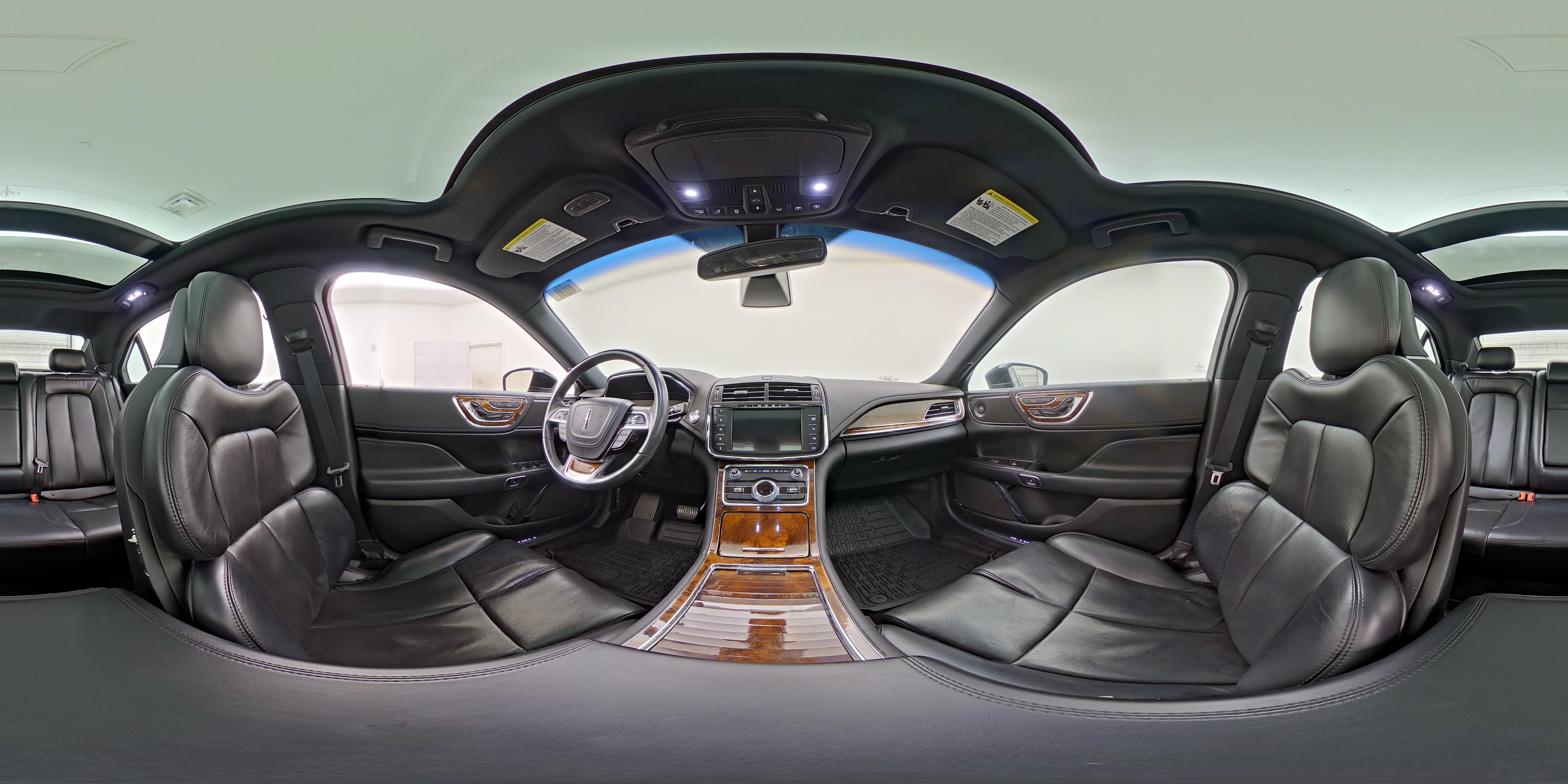 2018 Lincoln Continental Reserve - Photo 26