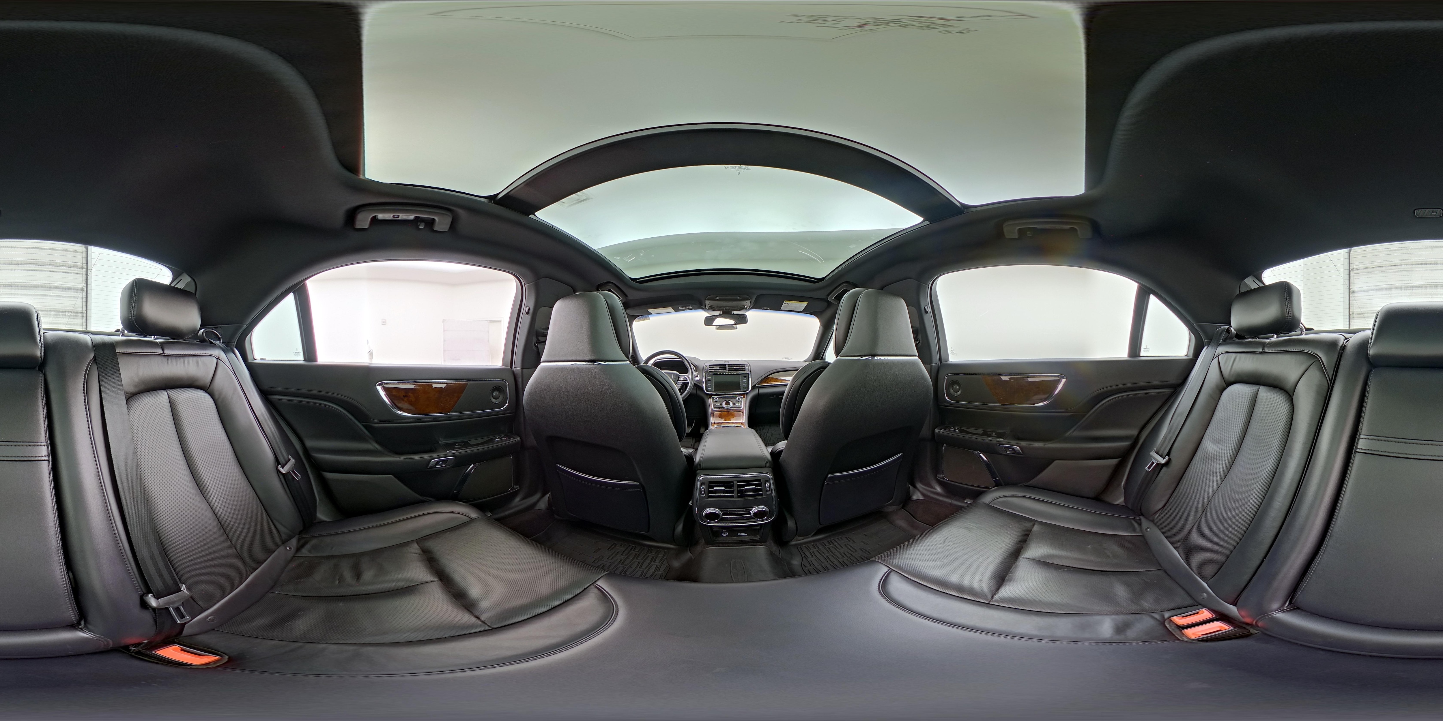 2018 Lincoln Continental Reserve - Photo 27