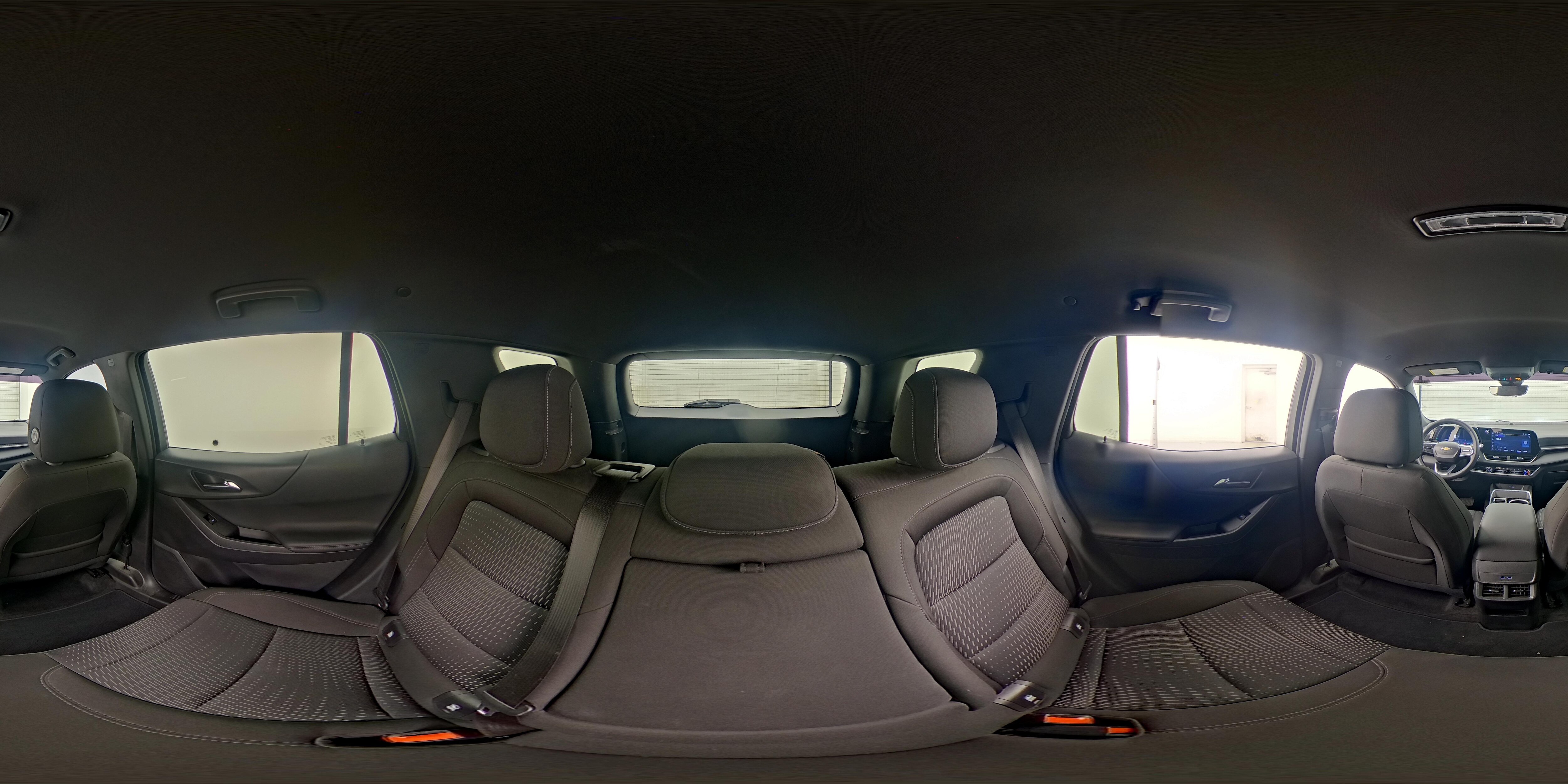 2025 Chevrolet Equinox LT - Photo 27