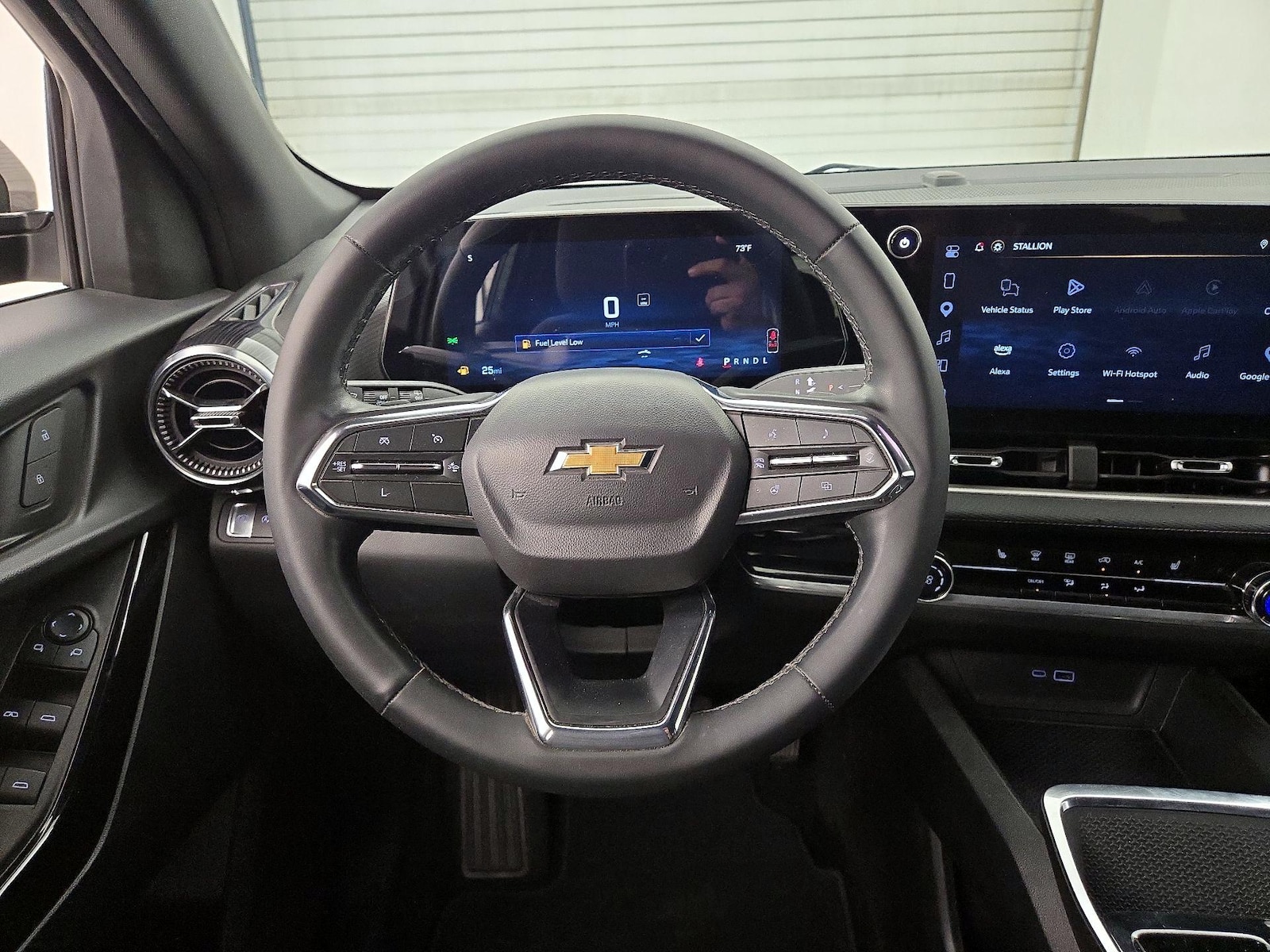 2025 Chevrolet Equinox LT - Photo 11