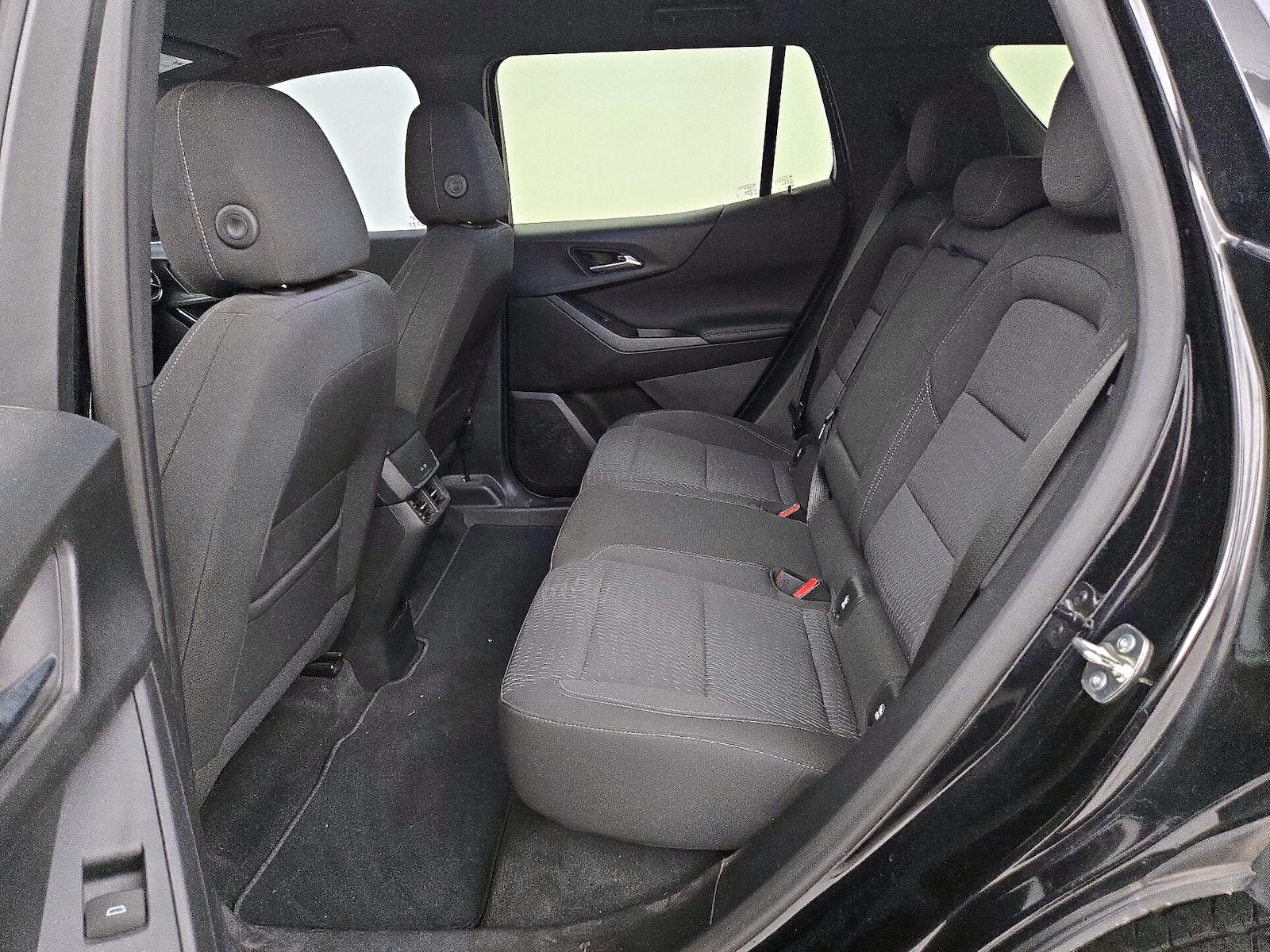2025 Chevrolet Equinox LT - Photo 21