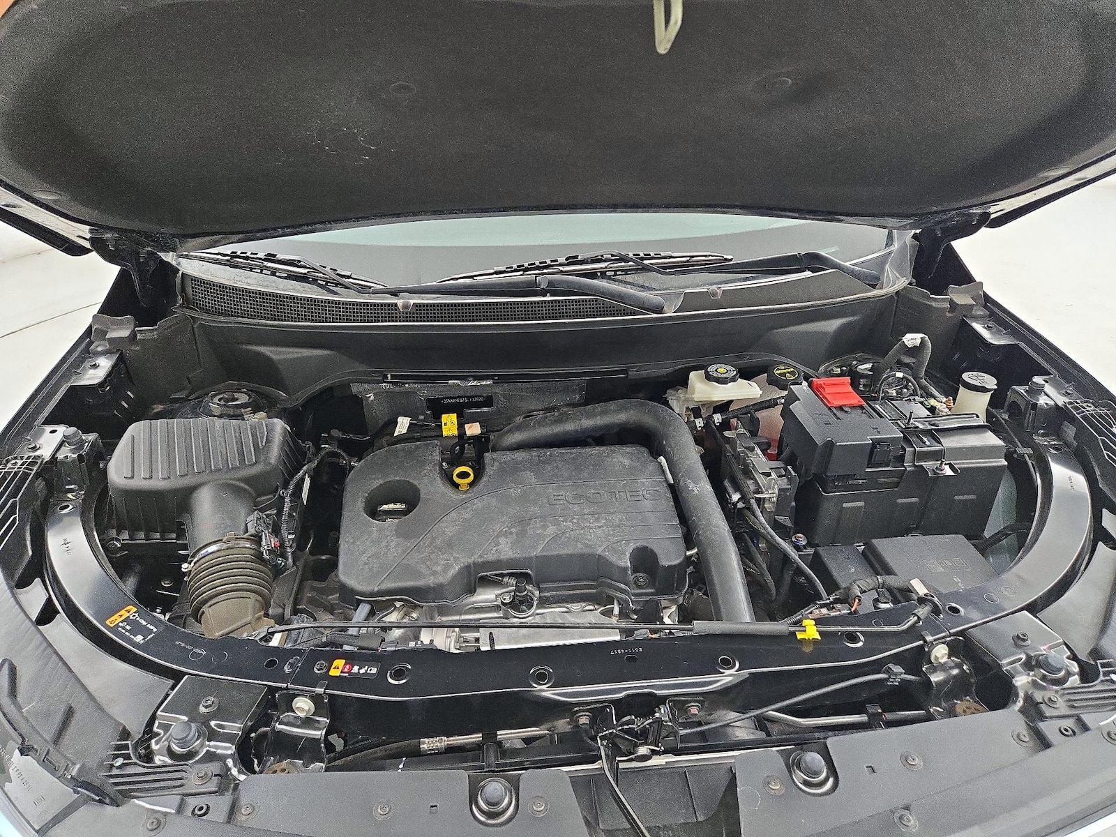 2025 Chevrolet Equinox LT - Photo 24