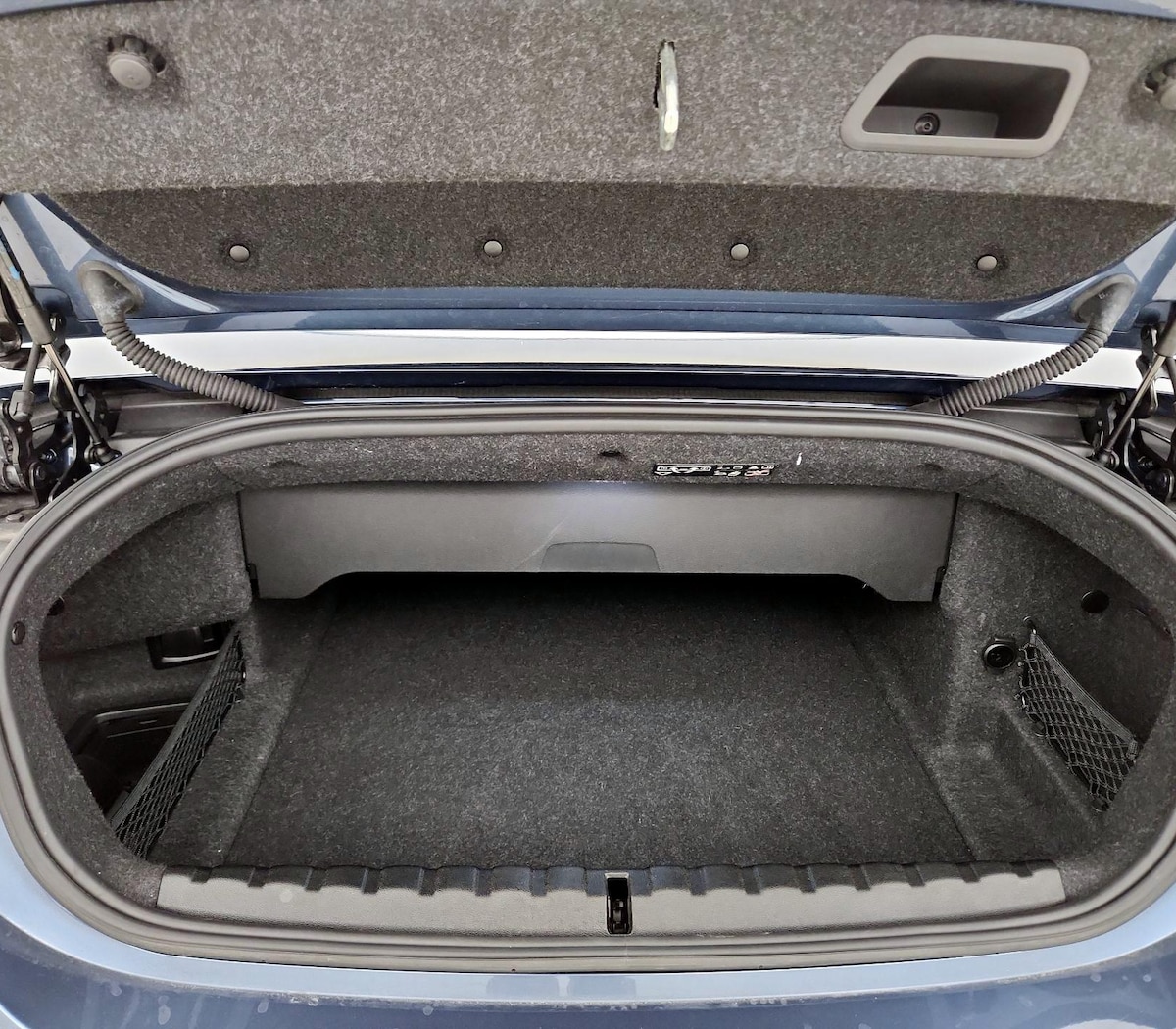 Trunk/Cargo (Seats Up)