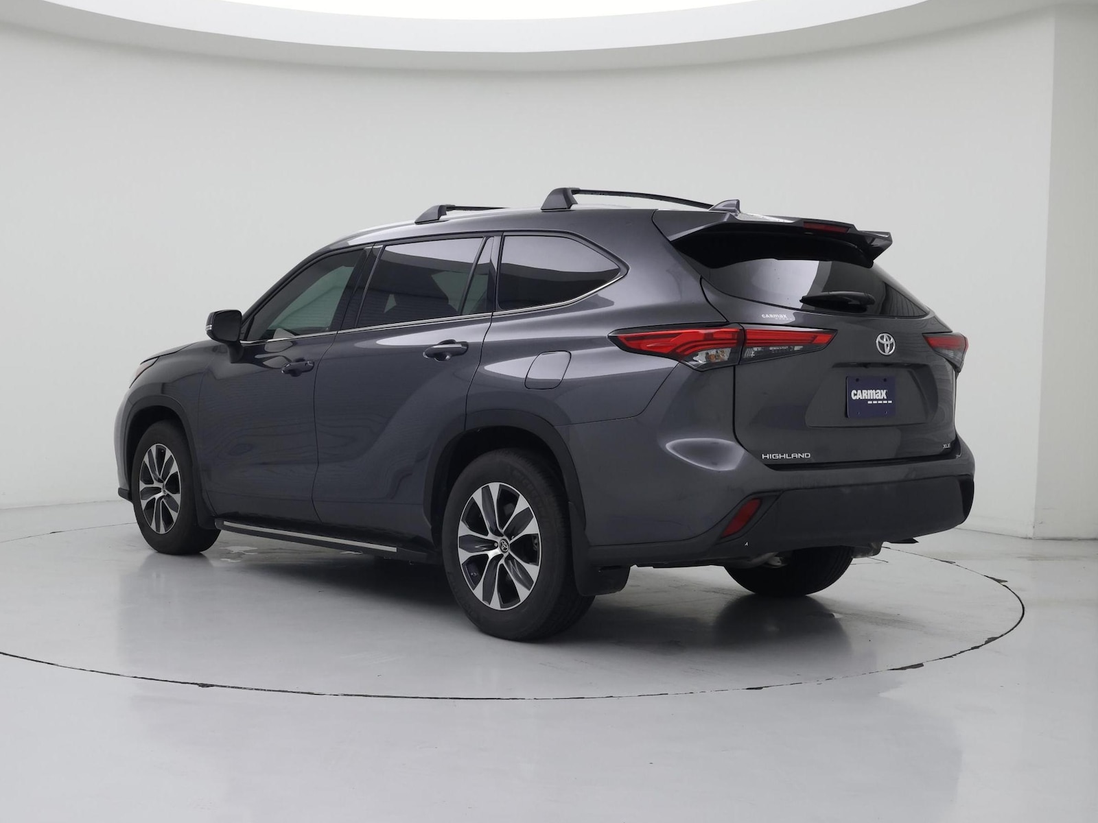 2022 Toyota Highlander XLE - Photo 18