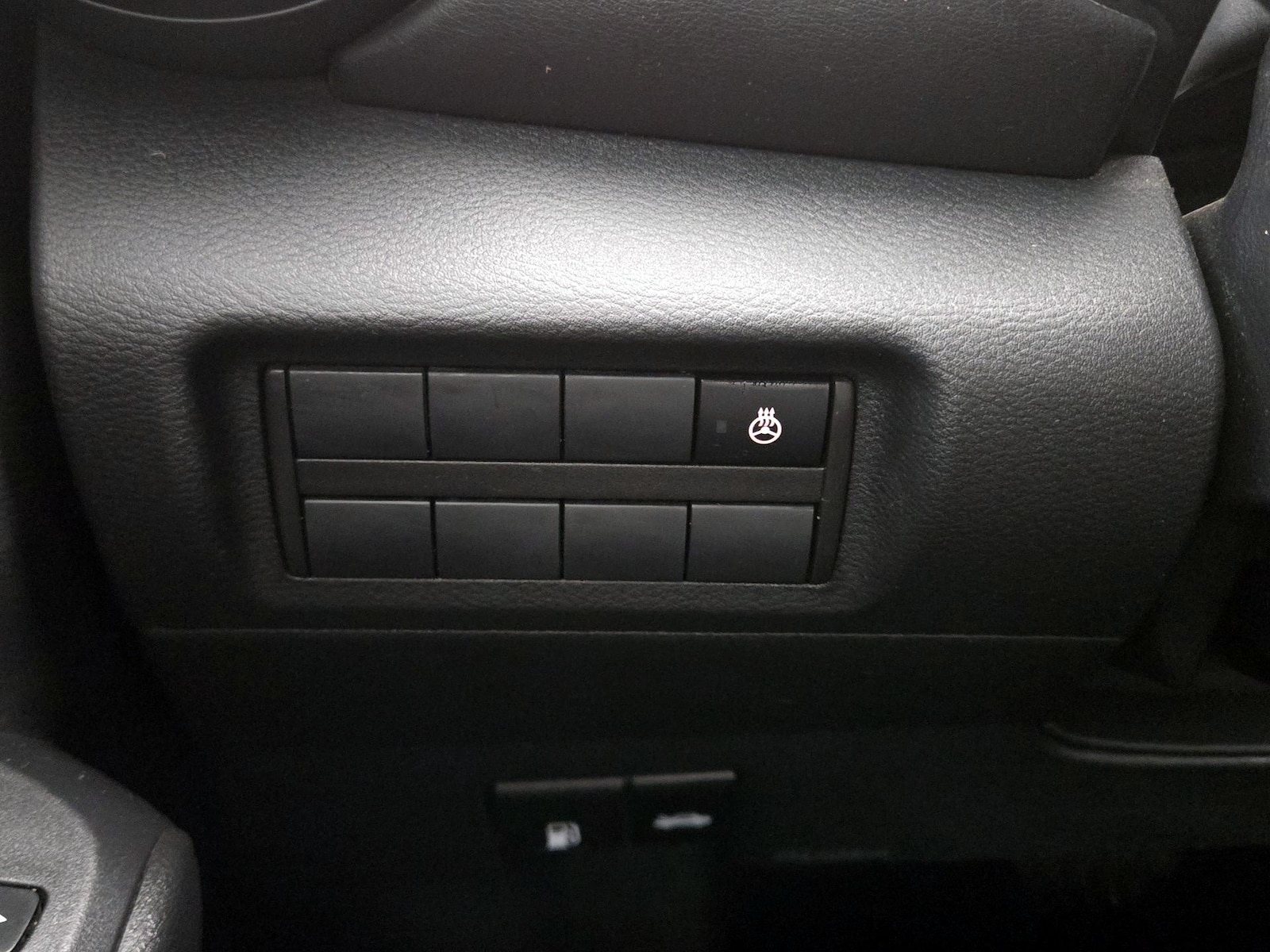 2021 Nissan Kicks SR - Photo 14