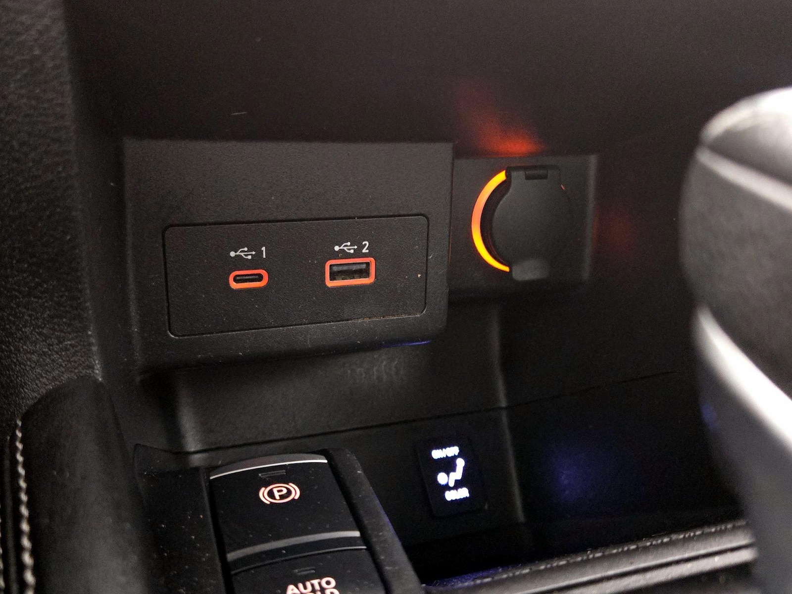 2021 Nissan Kicks SR - Photo 19