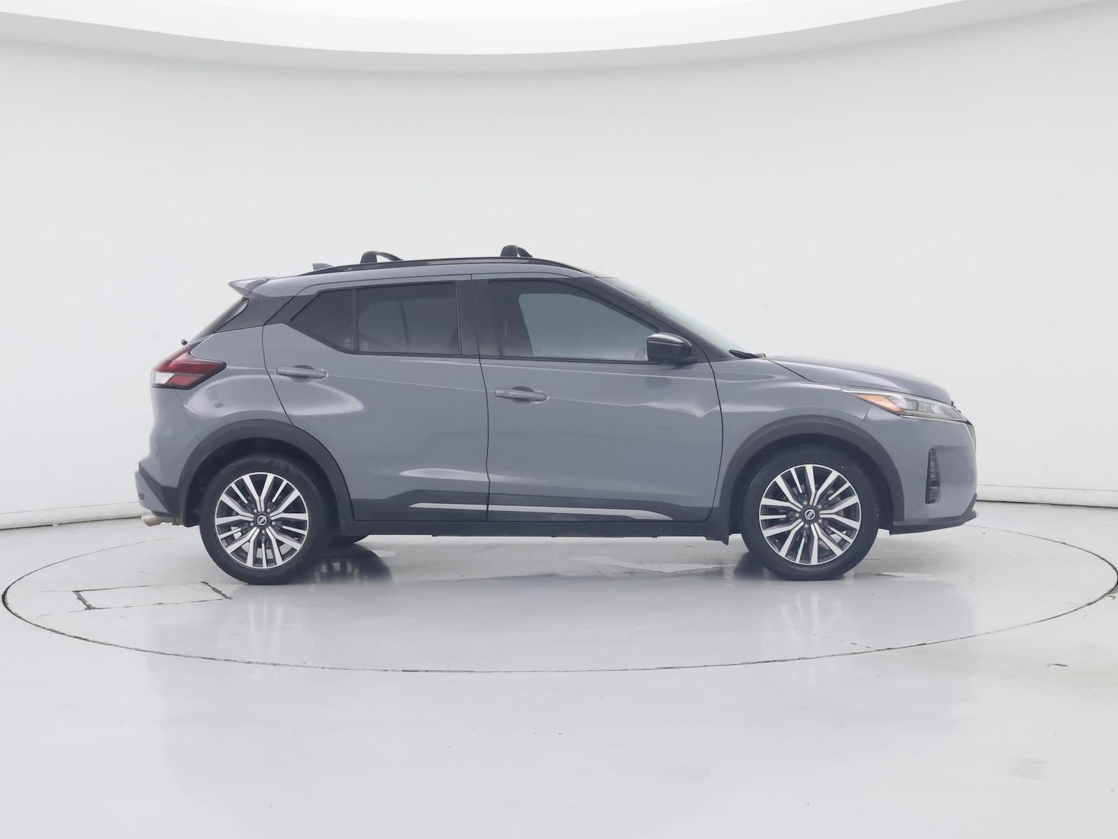 2021 Nissan Kicks SR - Photo 8