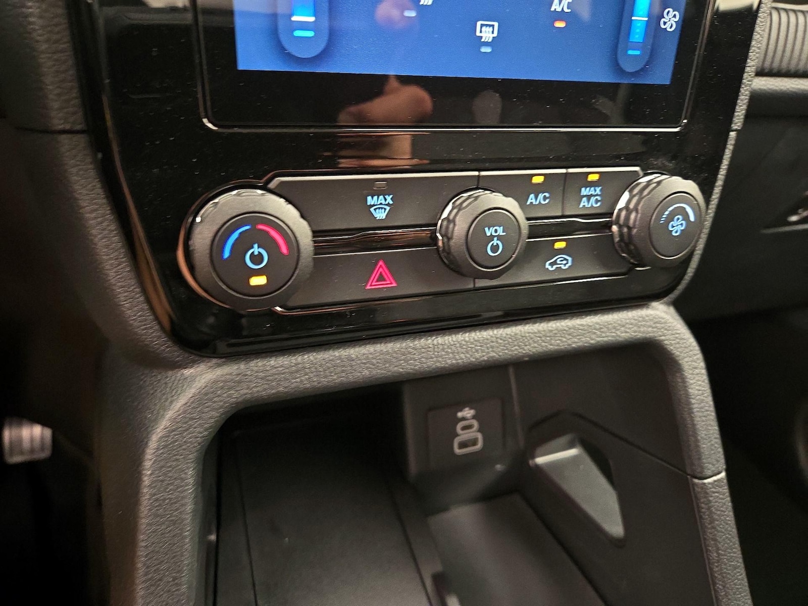 2026 Ford Ranger XLT - Photo 18