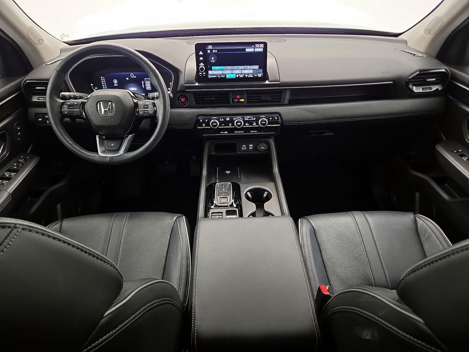 2025 Honda Pilot Elite - Photo 10