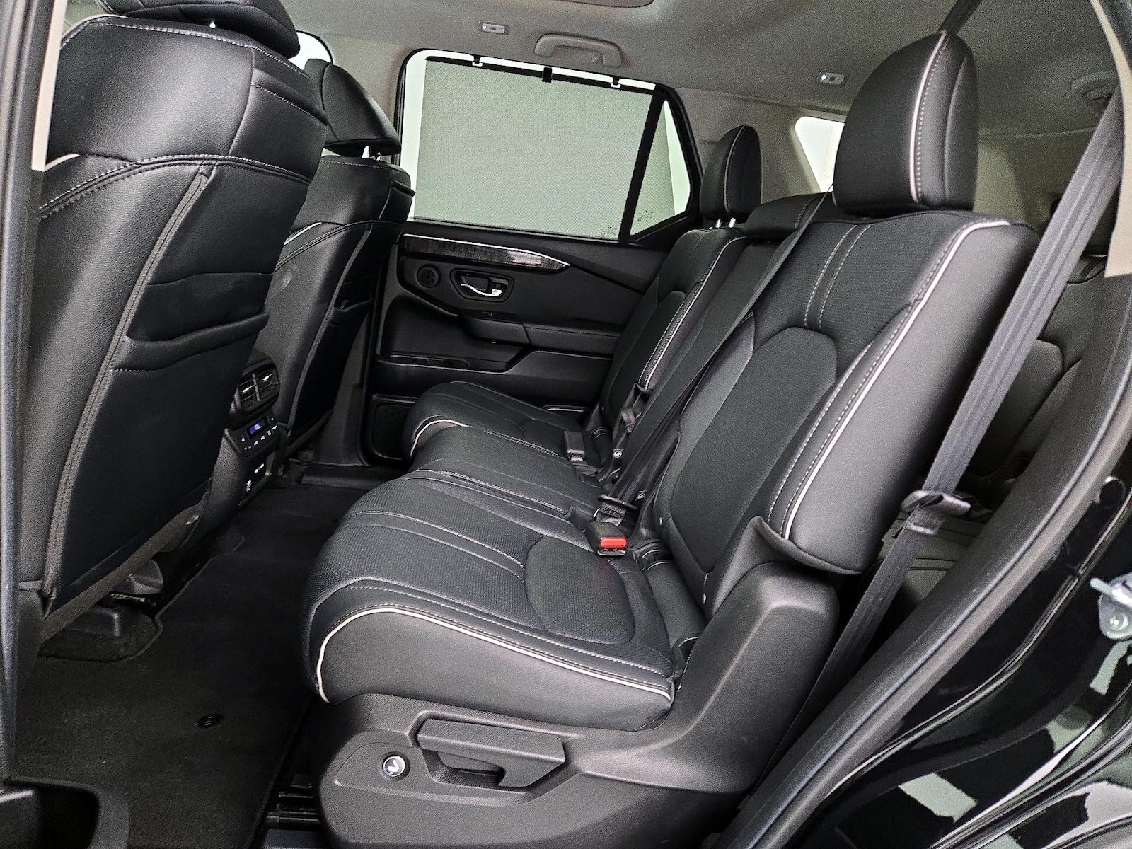 2025 Honda Pilot Elite - Photo 21