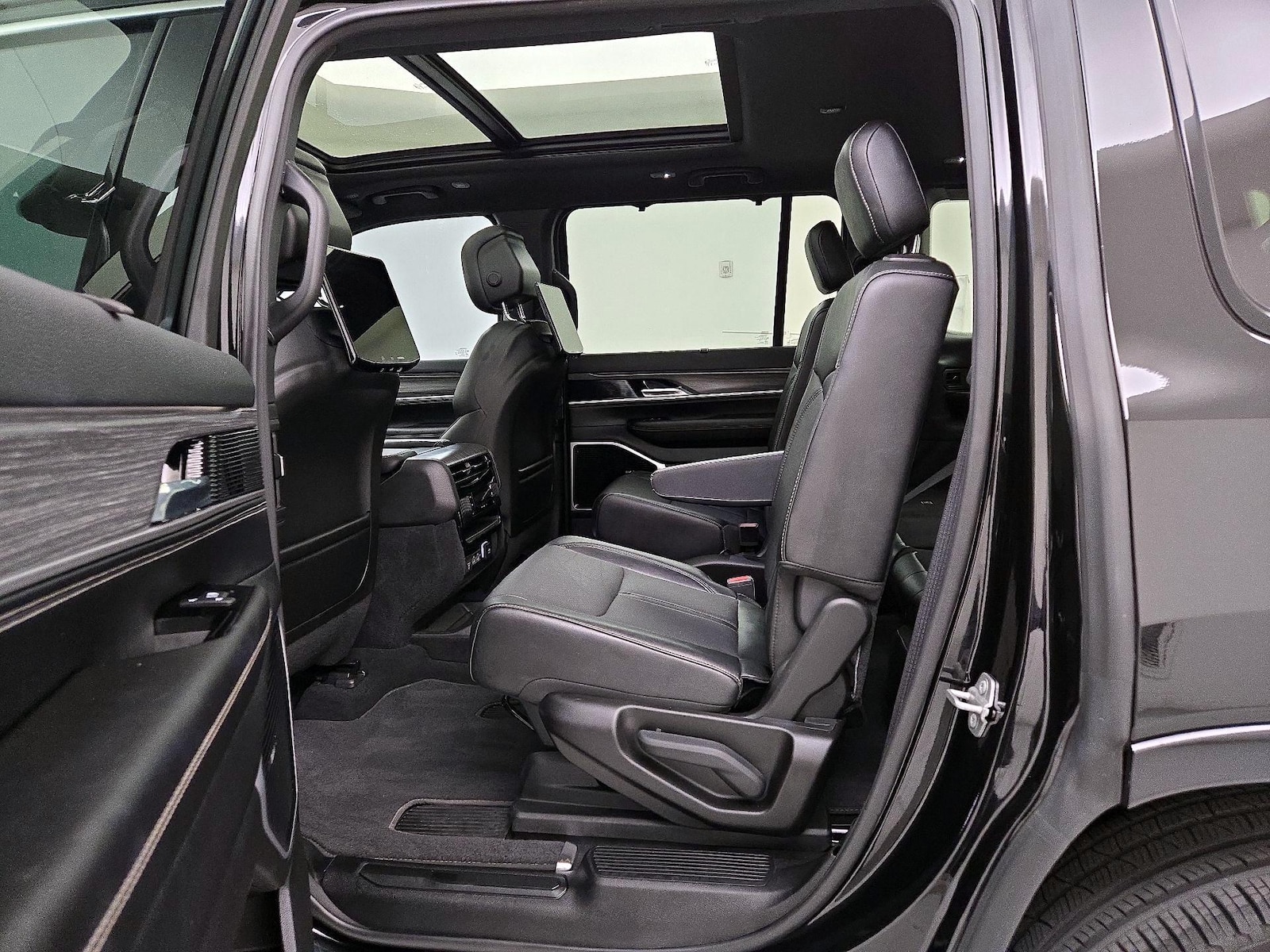 Rear Air Conditioning