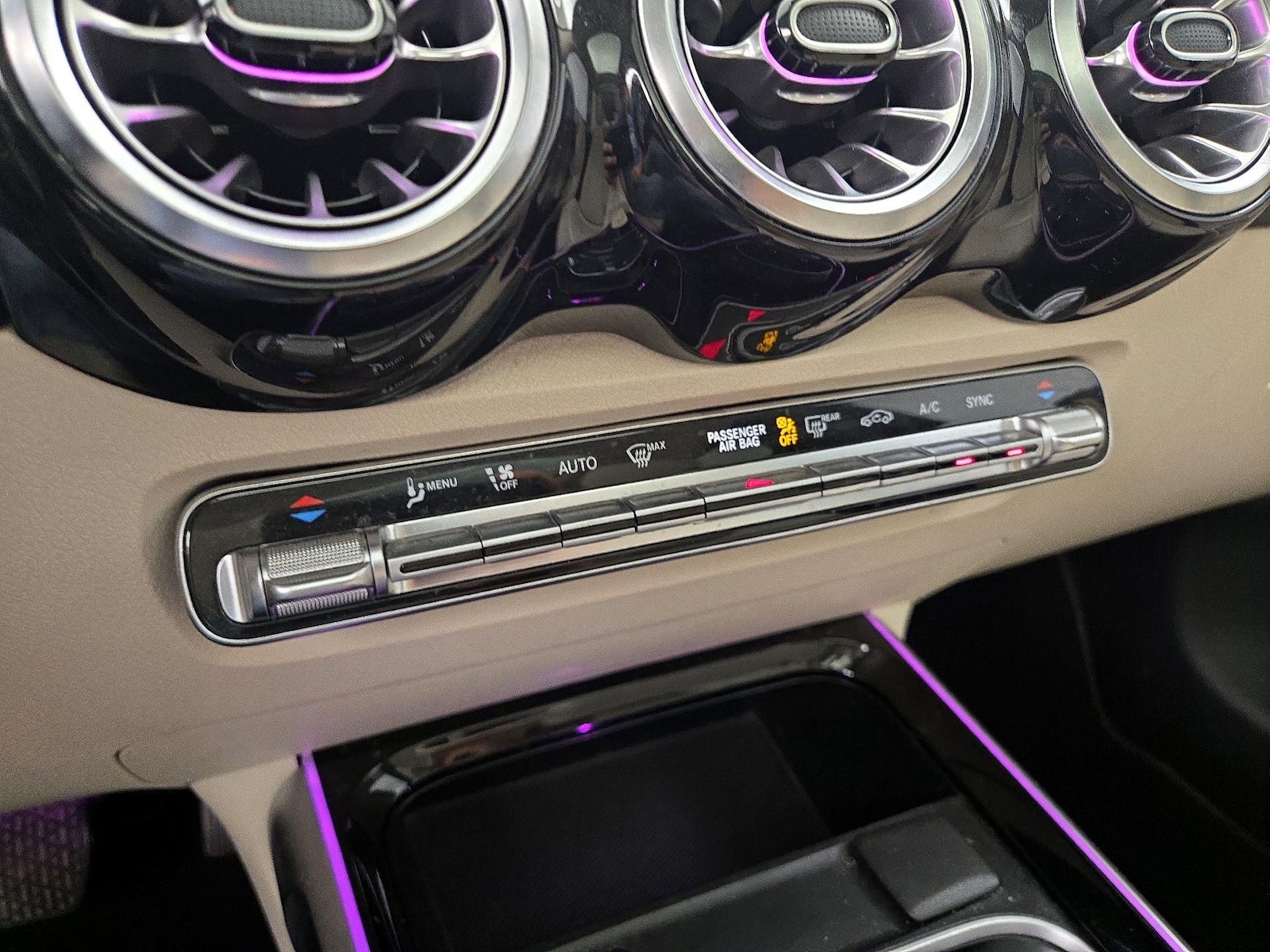 2023 Mercedes-Benz GLB Base - Photo 17