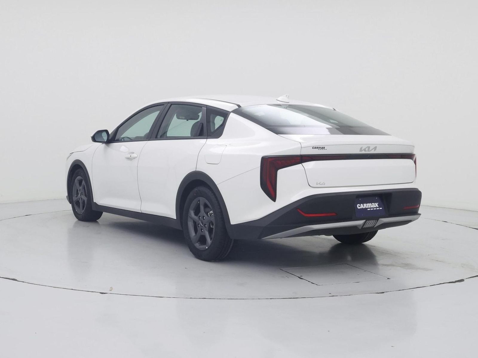 2025 Kia K4 LXS - Photo 3