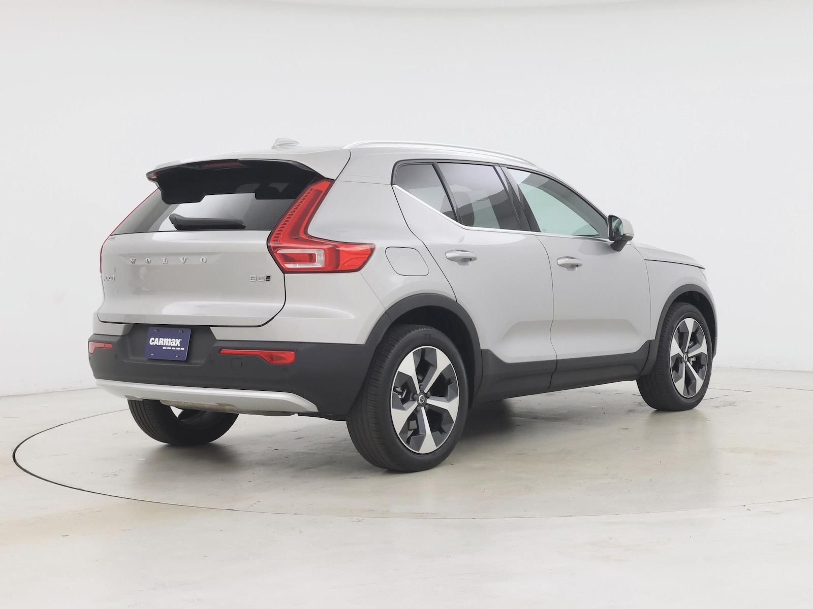 2023 Volvo XC40 Plus - Photo 9