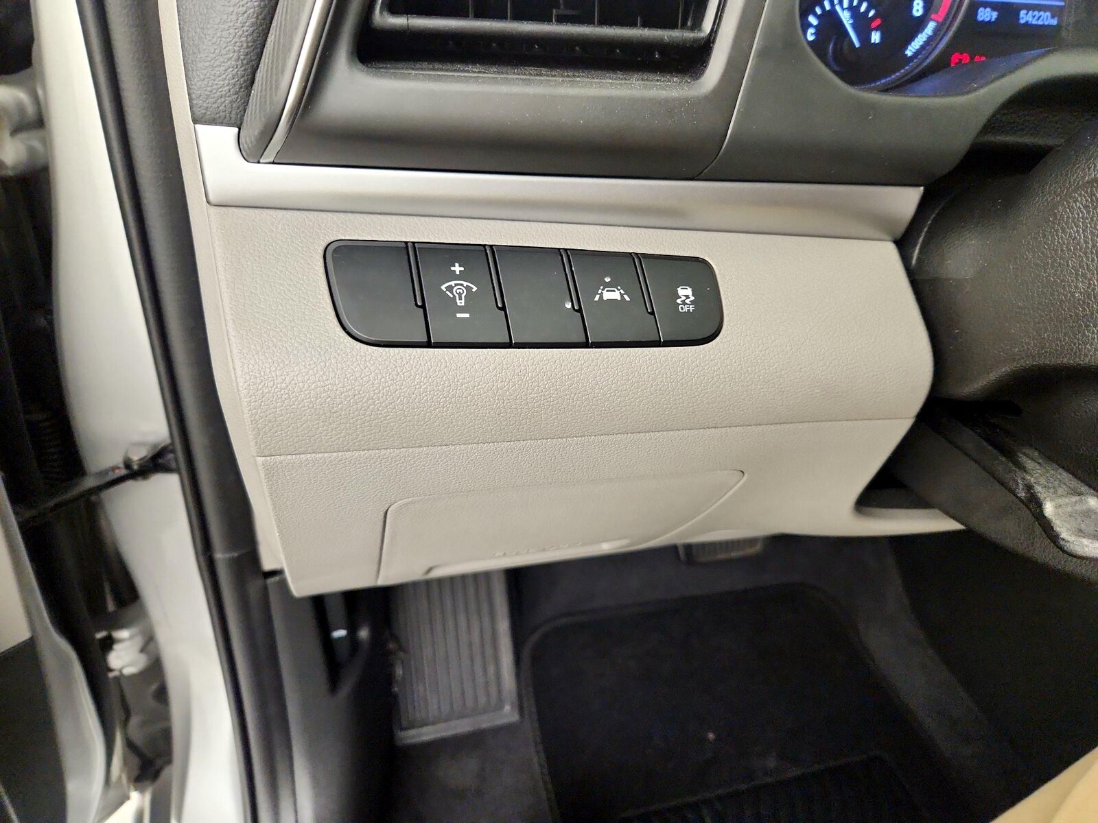 2020 Hyundai Elantra SE - Photo 14