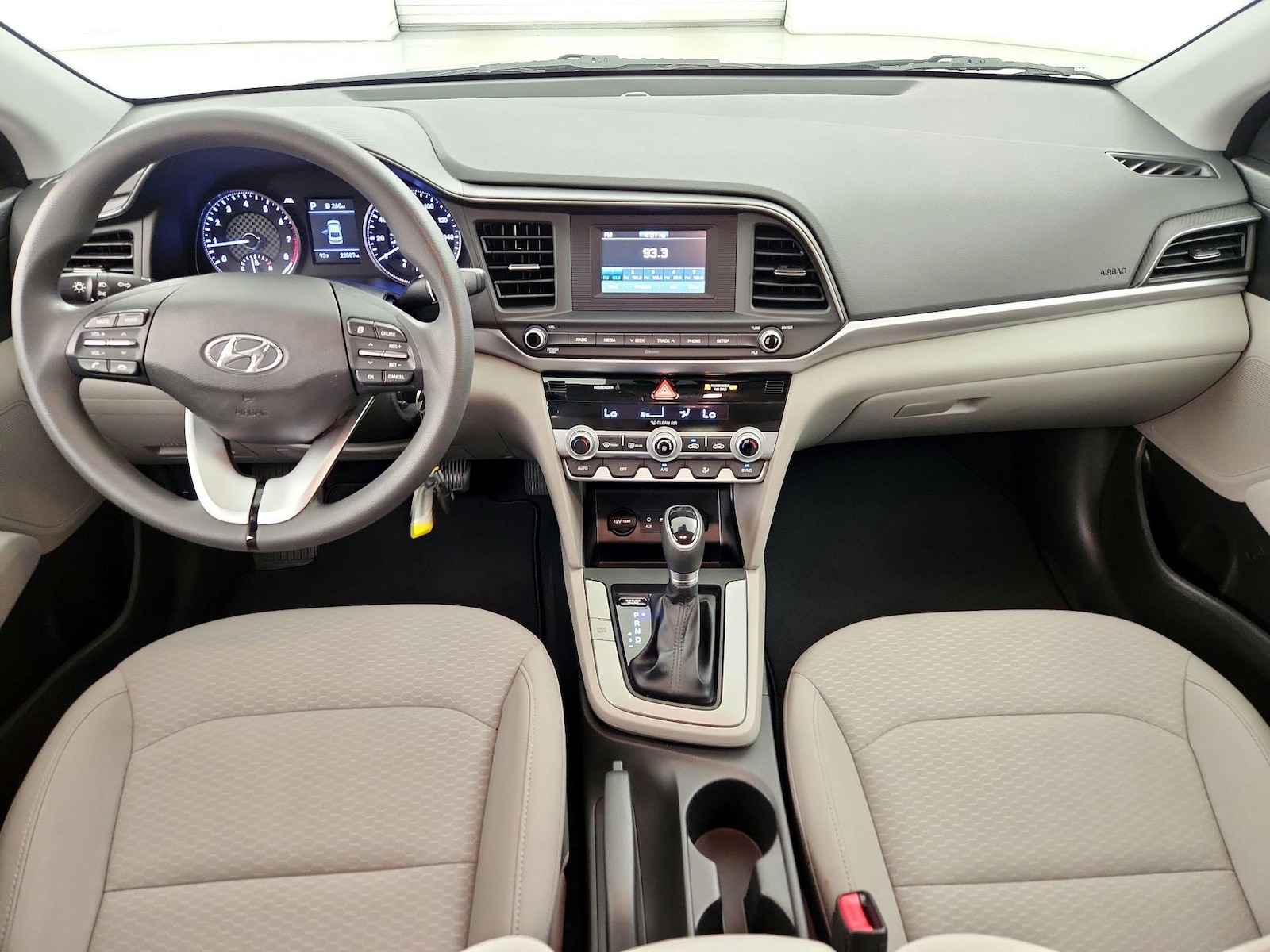 2020 Hyundai Elantra SE - Photo 10