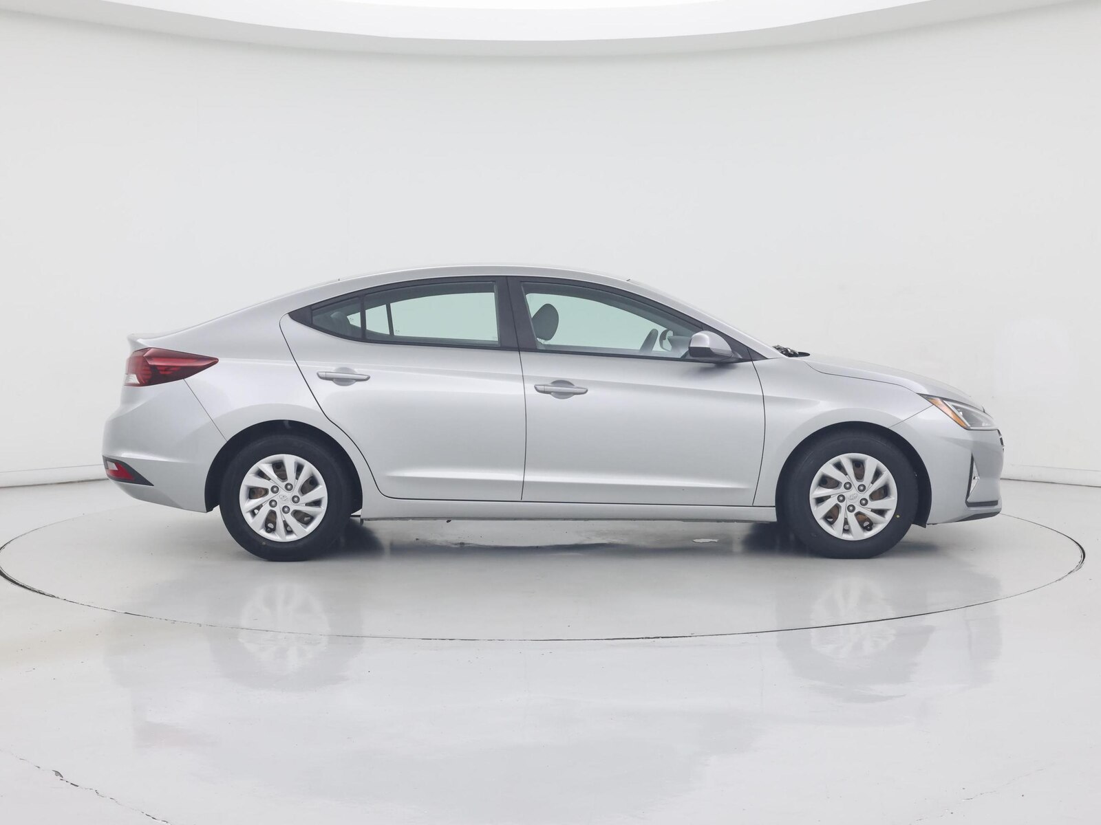 2020 Hyundai Elantra SE - Photo 8