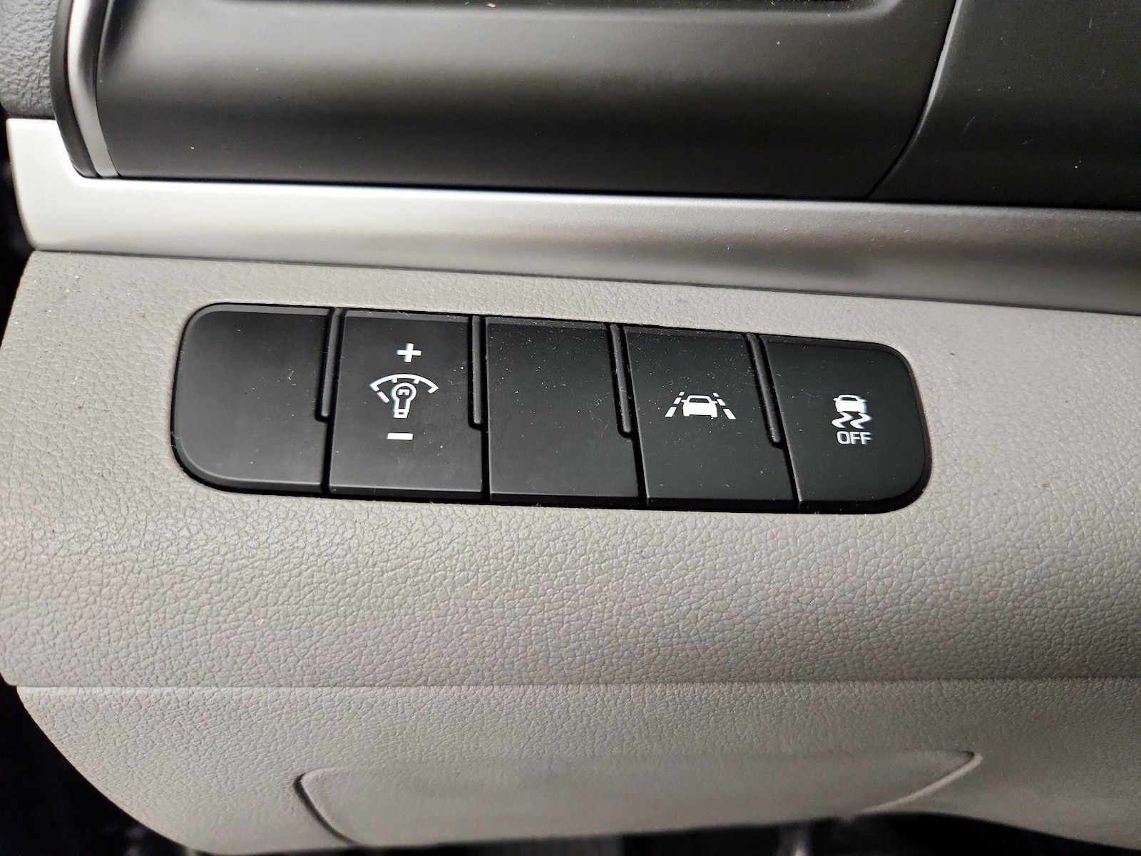 2020 Hyundai Elantra SE - Photo 14