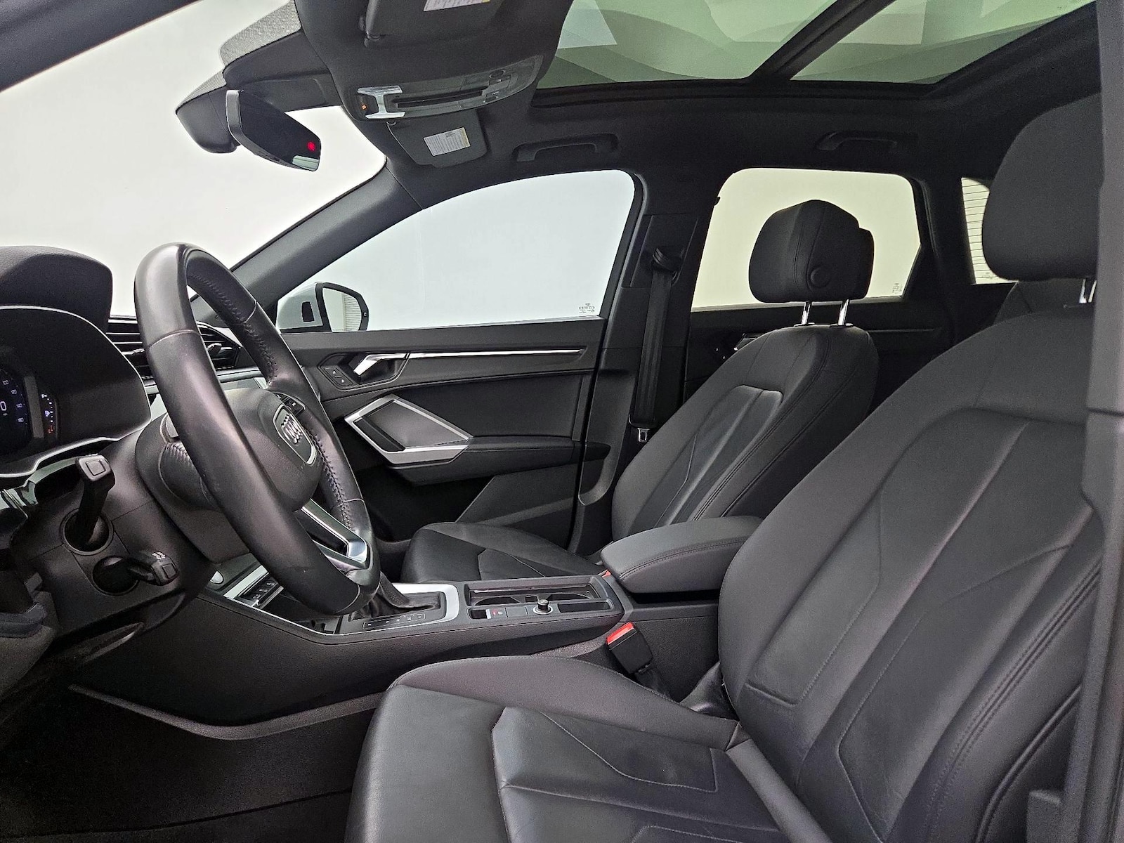 2020 Audi Q3 S Line Premium Plus - Photo 12
