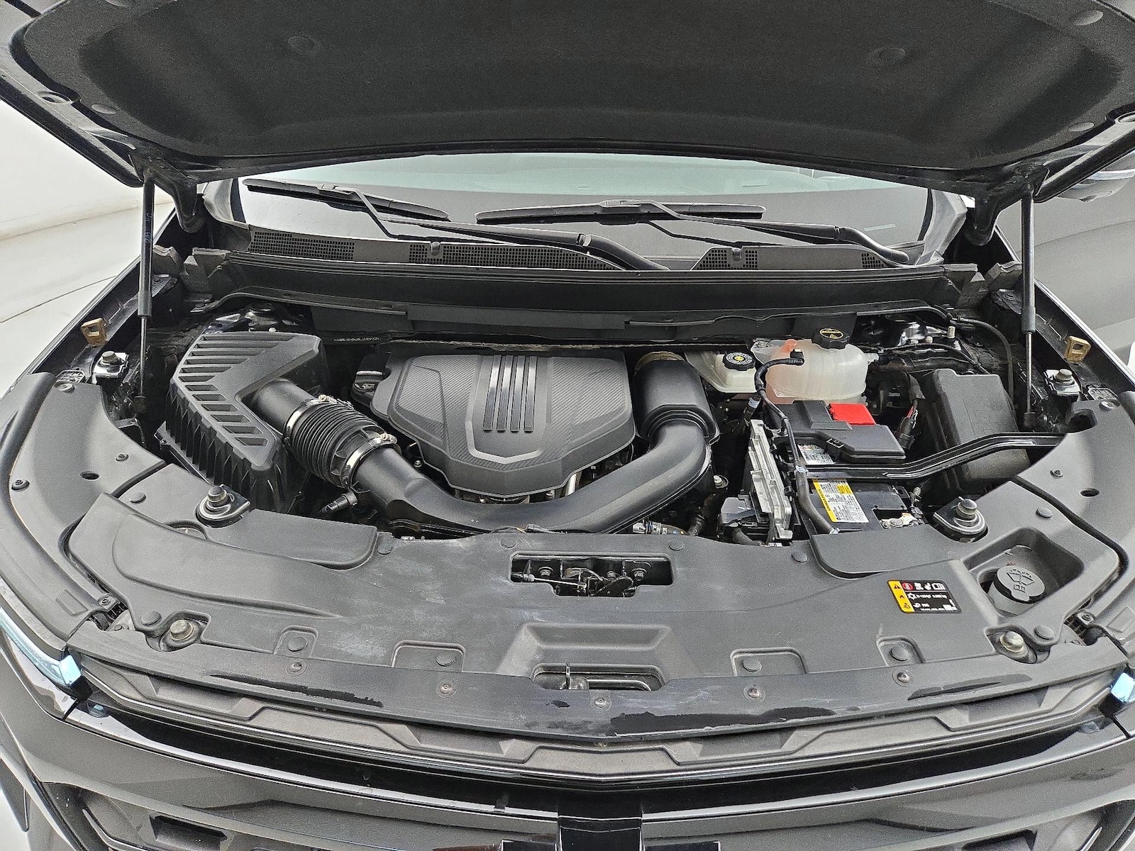 2025 Chevrolet Traverse LT - Photo 25