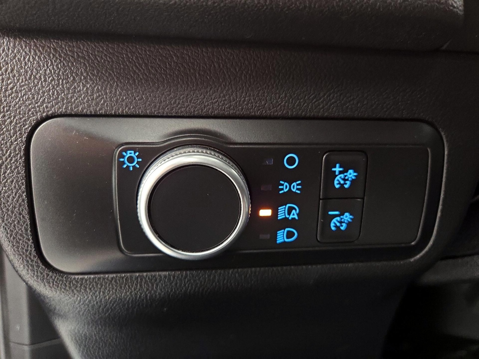 2020 Ford Escape SE - Photo 14