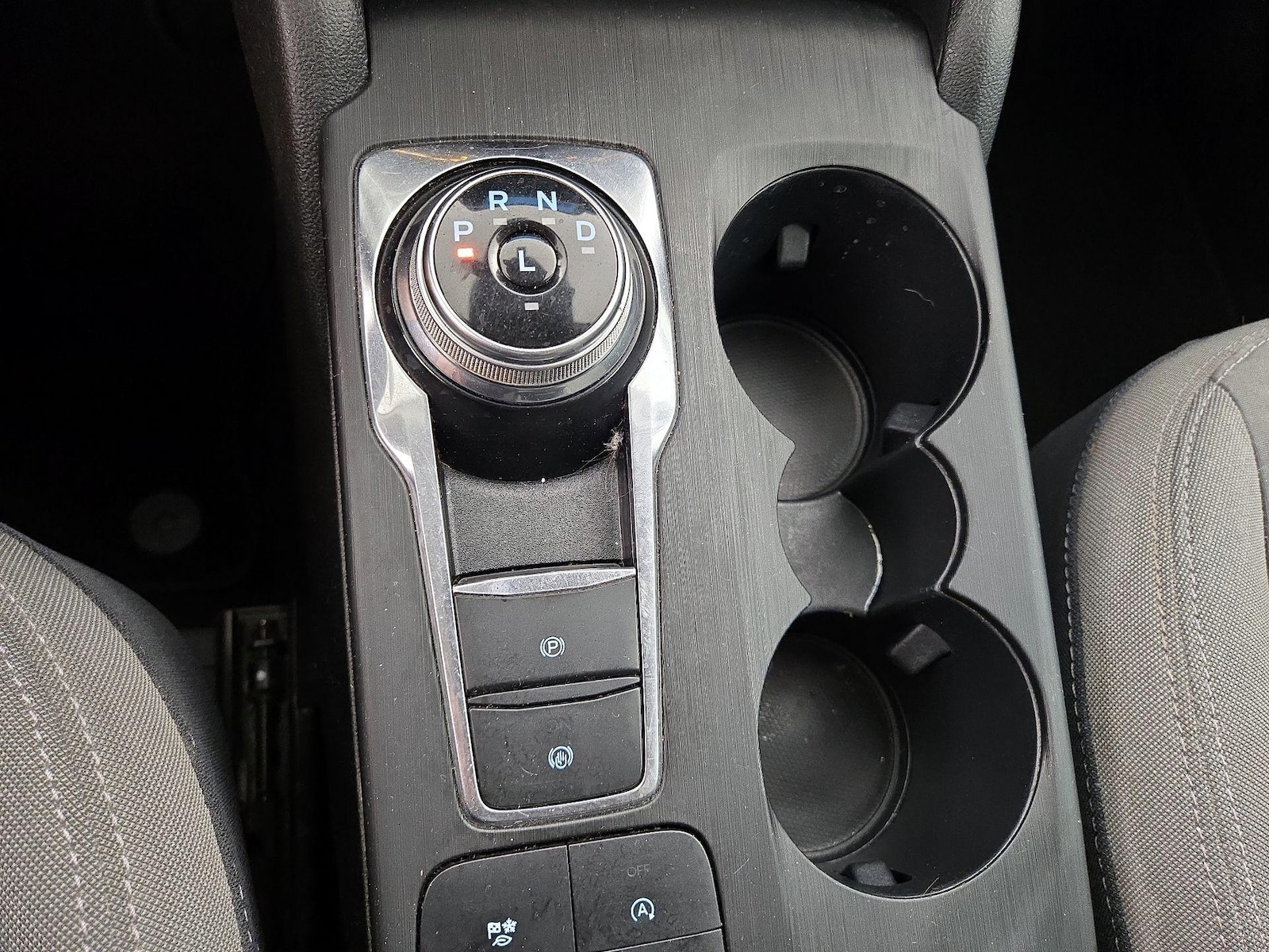 2020 Ford Escape SE - Photo 19