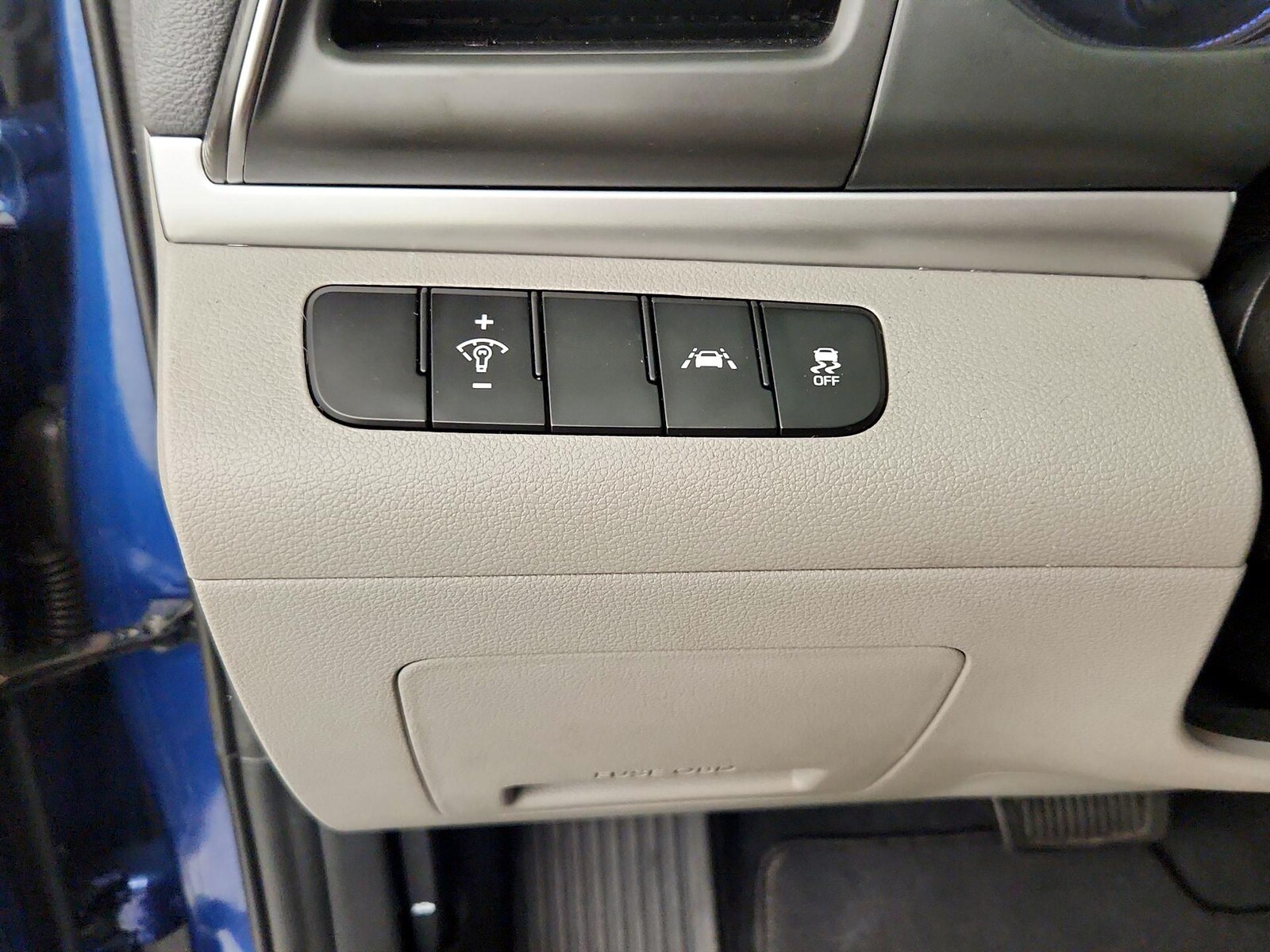 2020 Hyundai Elantra SE - Photo 14