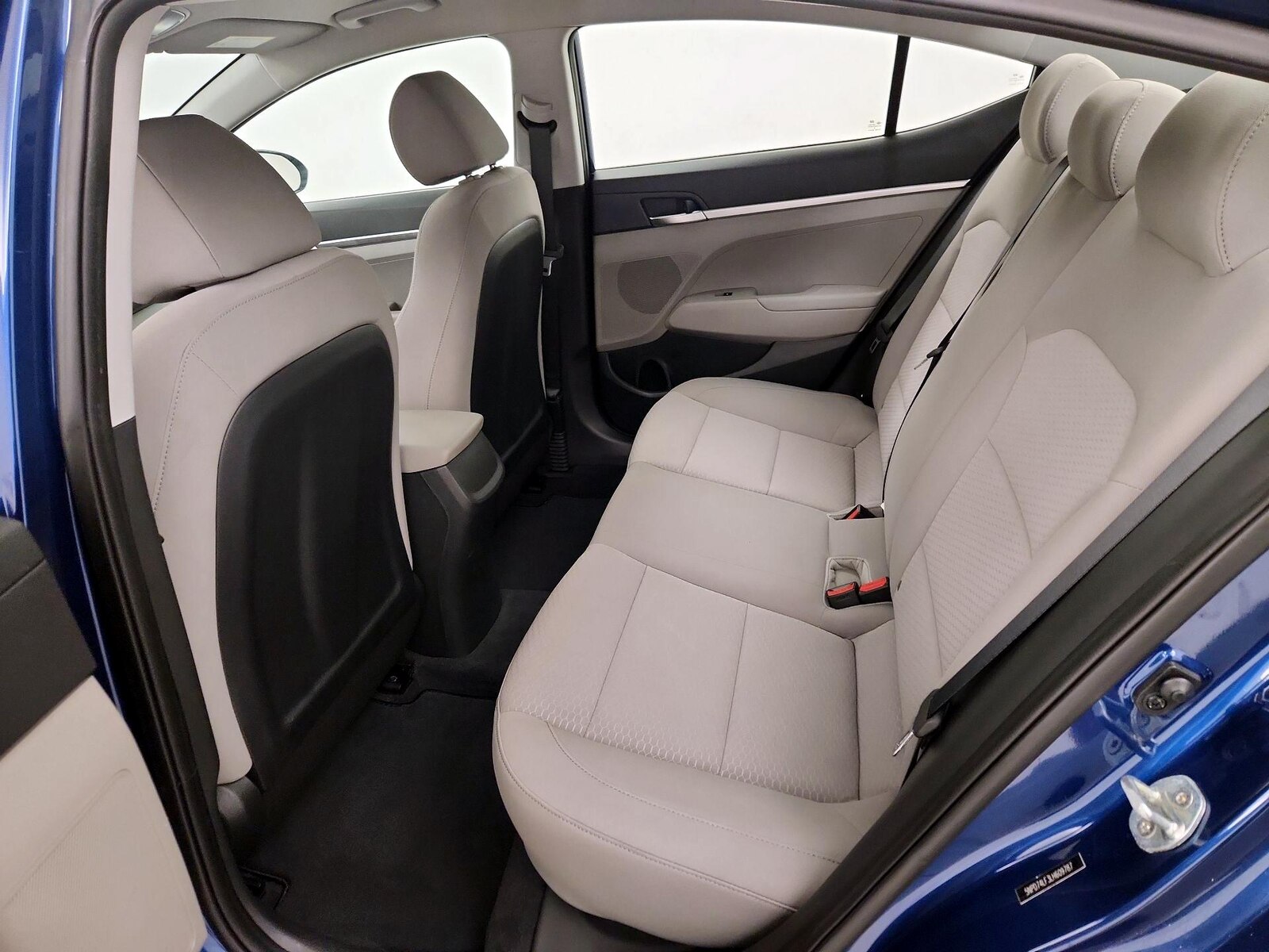 2020 Hyundai Elantra SE - Photo 20