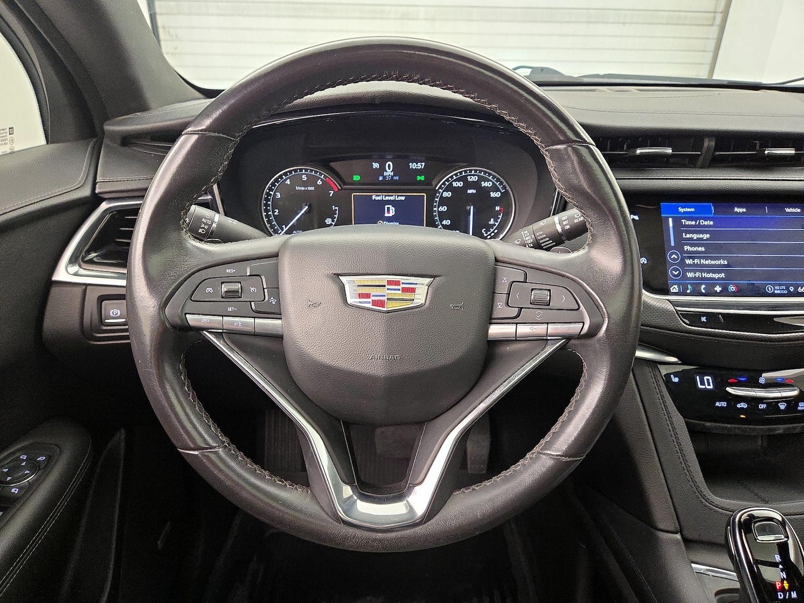 2024 Cadillac XT6 Luxury - Photo 11