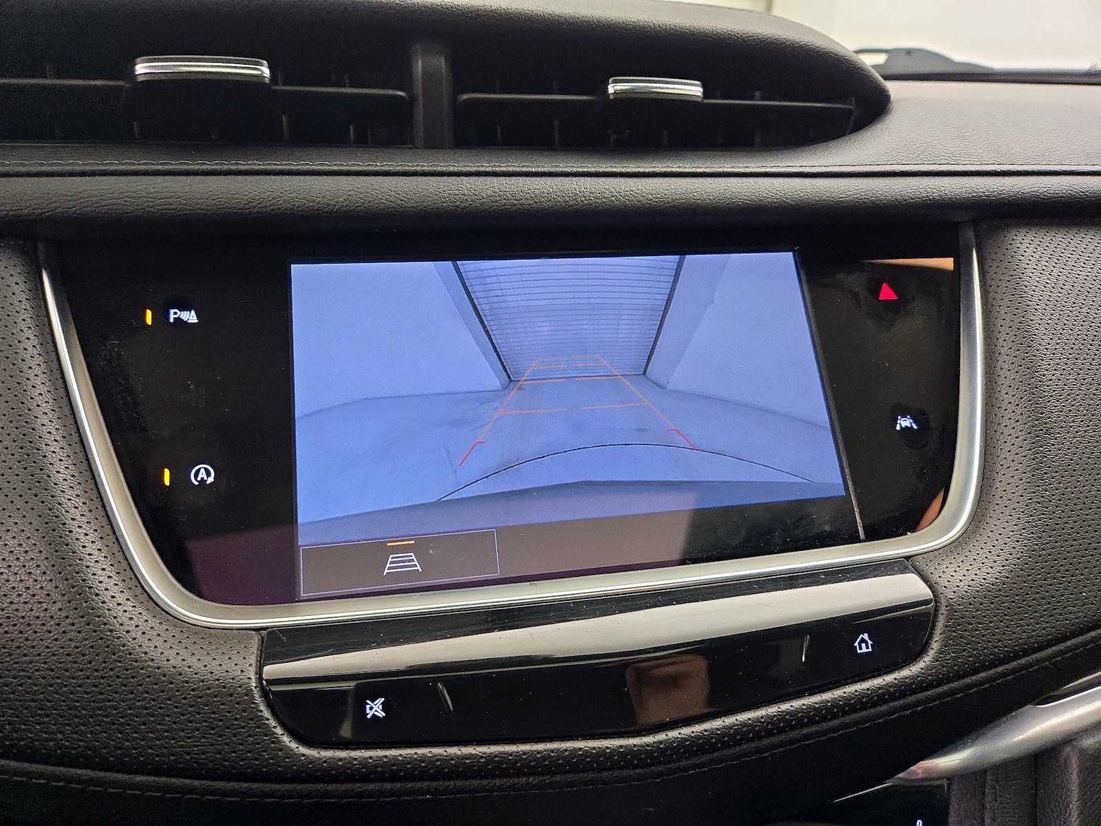 2024 Cadillac XT6 Luxury - Photo 15
