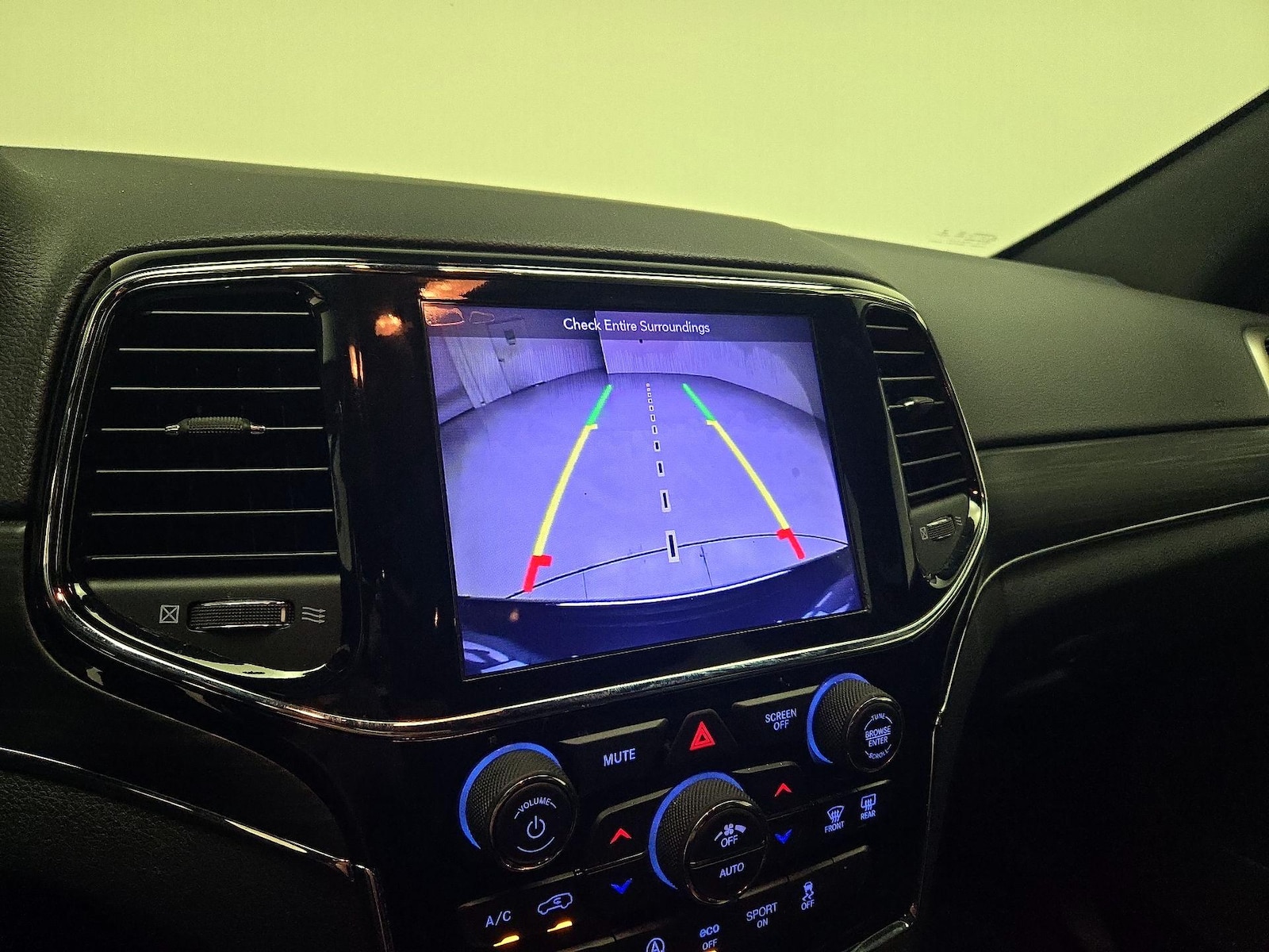 2019 Jeep Grand Cherokee Limited - Photo 16