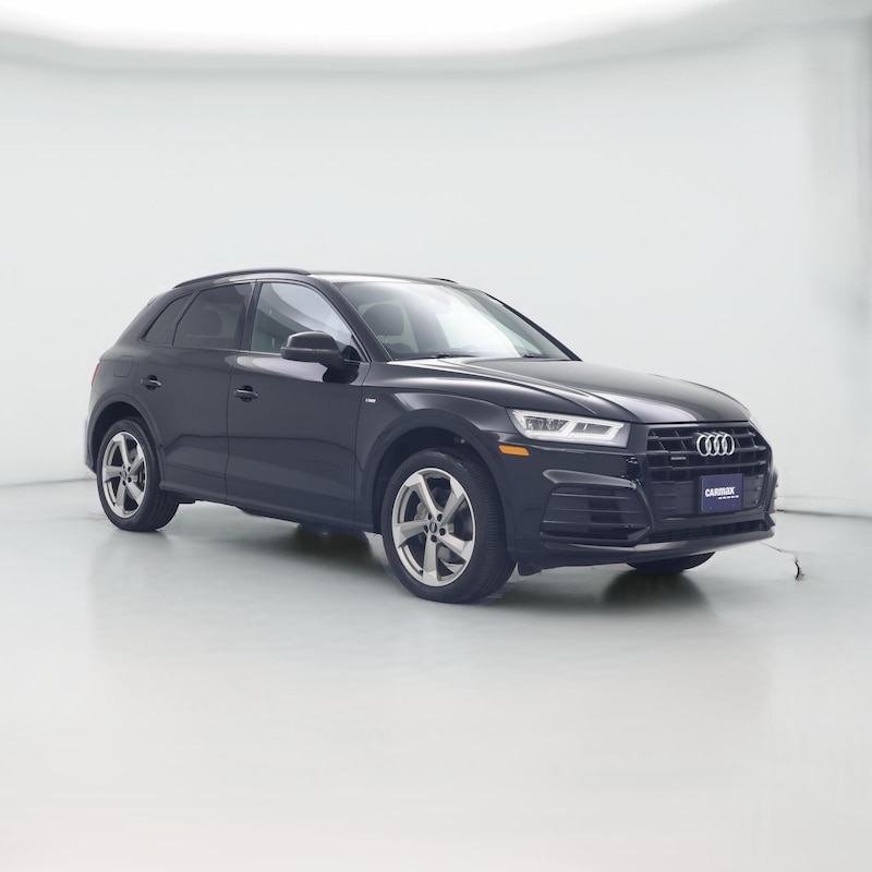 2020 Audi Q5 Titanium Premium Plus