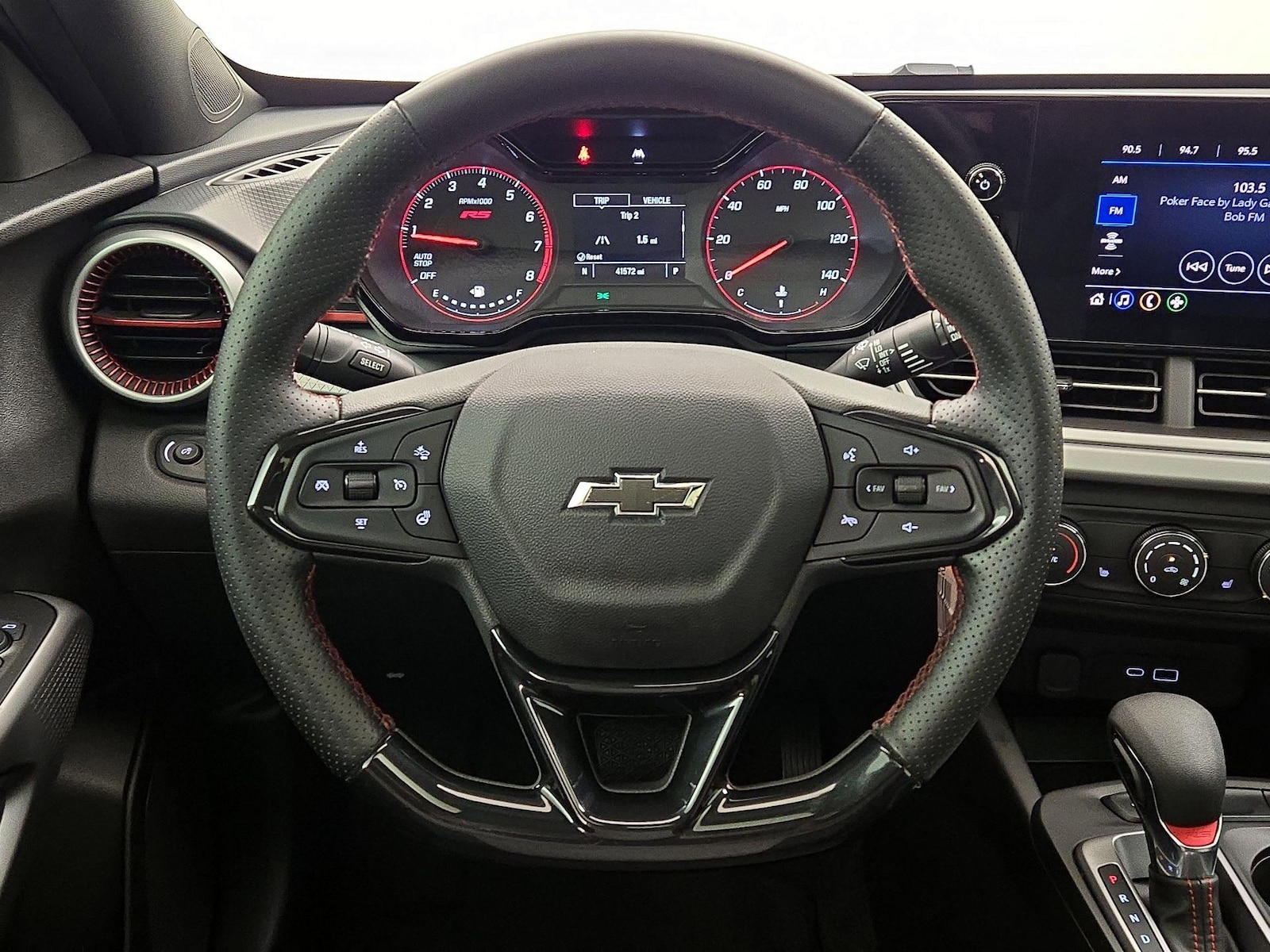 2024 Chevrolet Trax RS - Photo 11