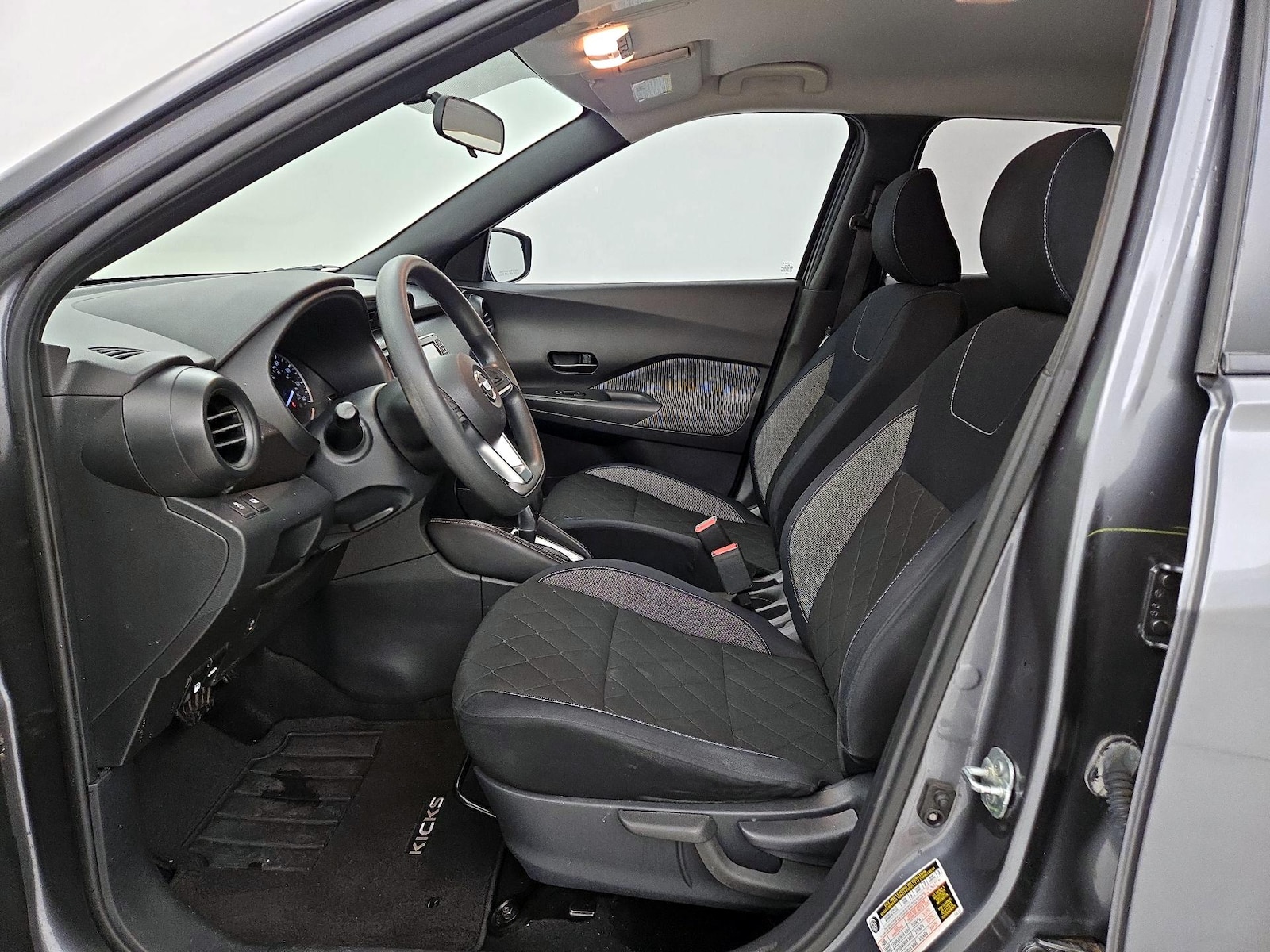 2018 Nissan Kicks S - Photo 12