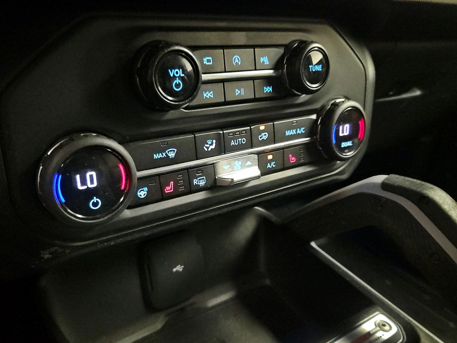 2021 Ford Bronco 2-Door First Edition - Photo 18