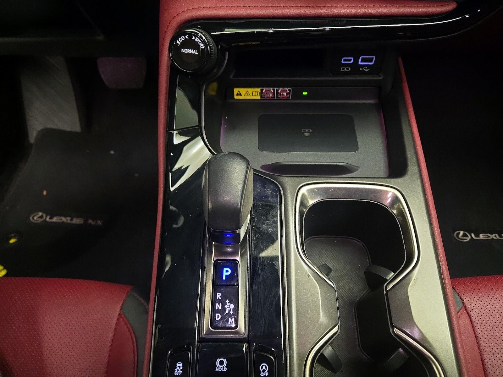 2024 Lexus NX 350 - Photo 18